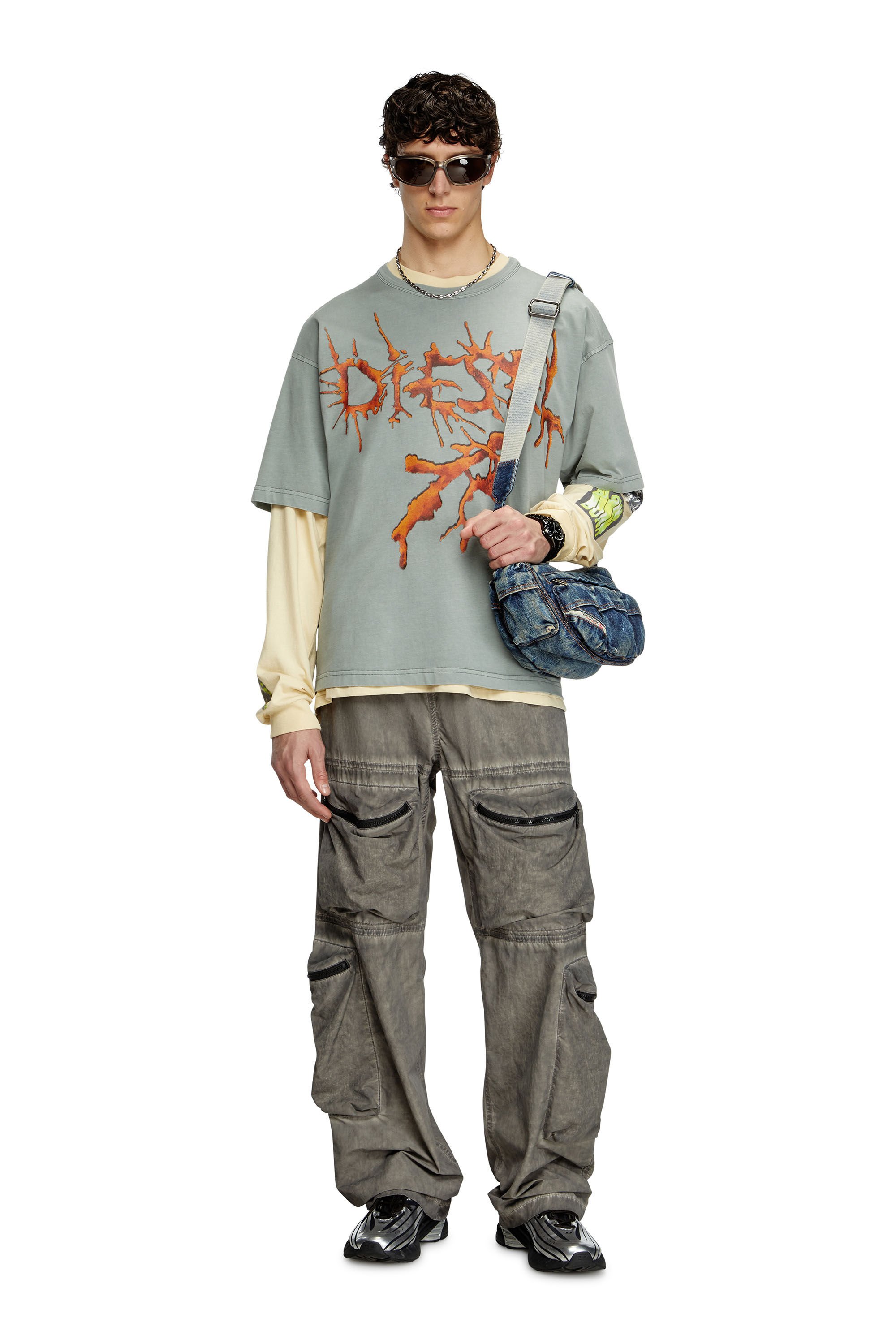 Diesel - T-BOXT-R28, Camiseta con gráficos de tatuaje Hombre in Gris - 1