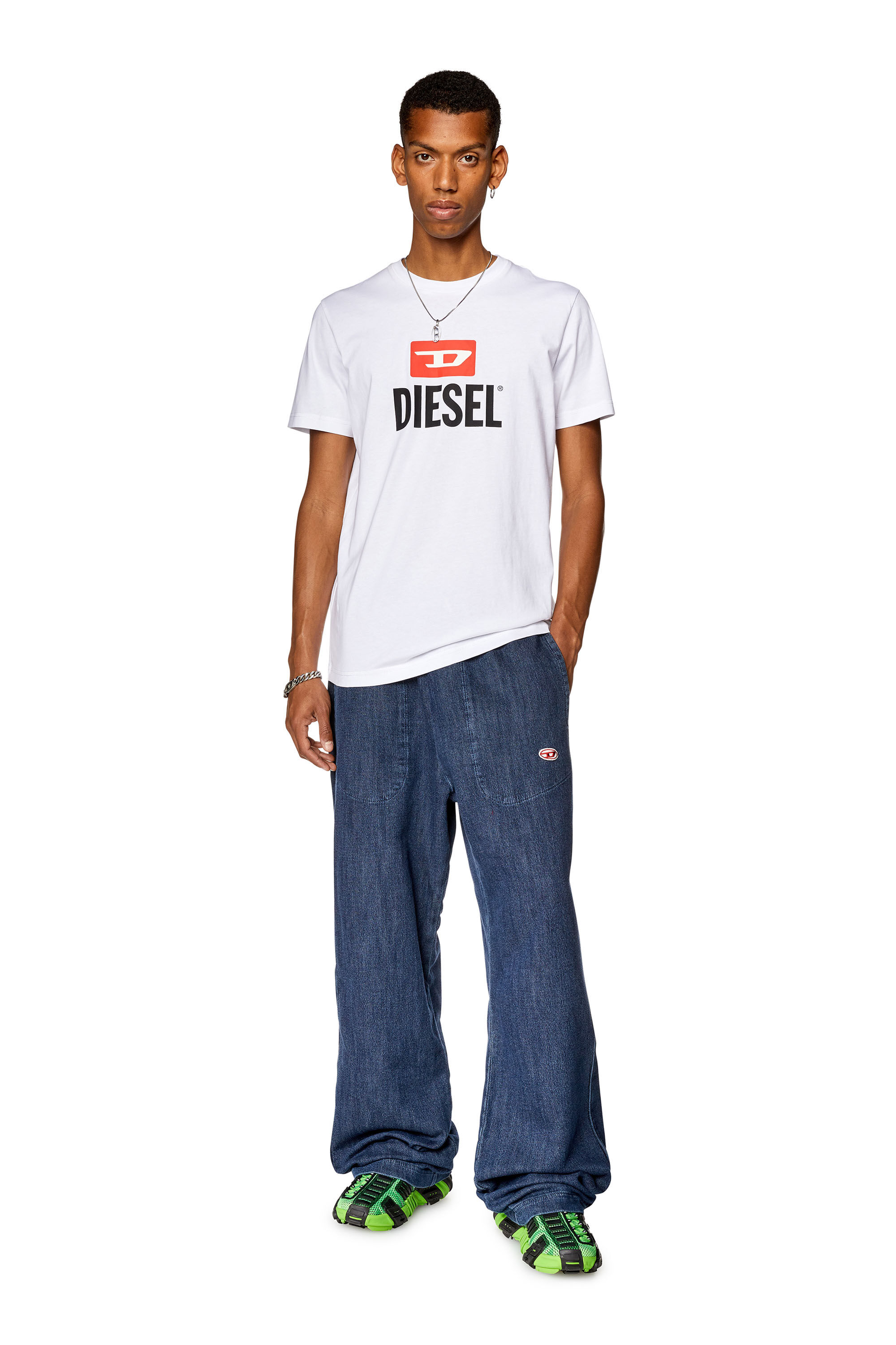 関税込【DIESEL】Diegor short sleeve T-shirt★White★ロゴ入り Diesel T Diegor 80s Inspired Logo In White For Men | T