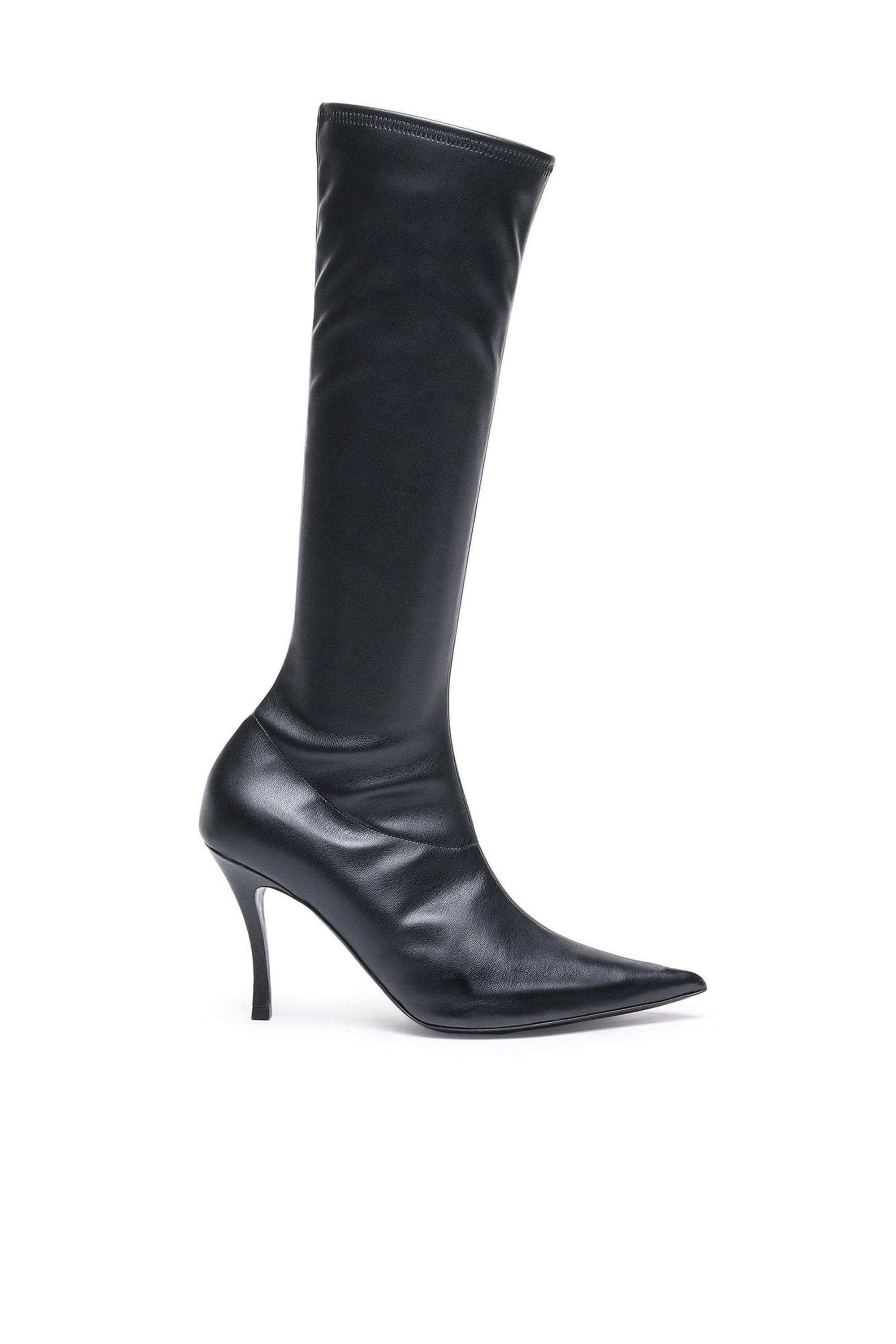 Venus boots store