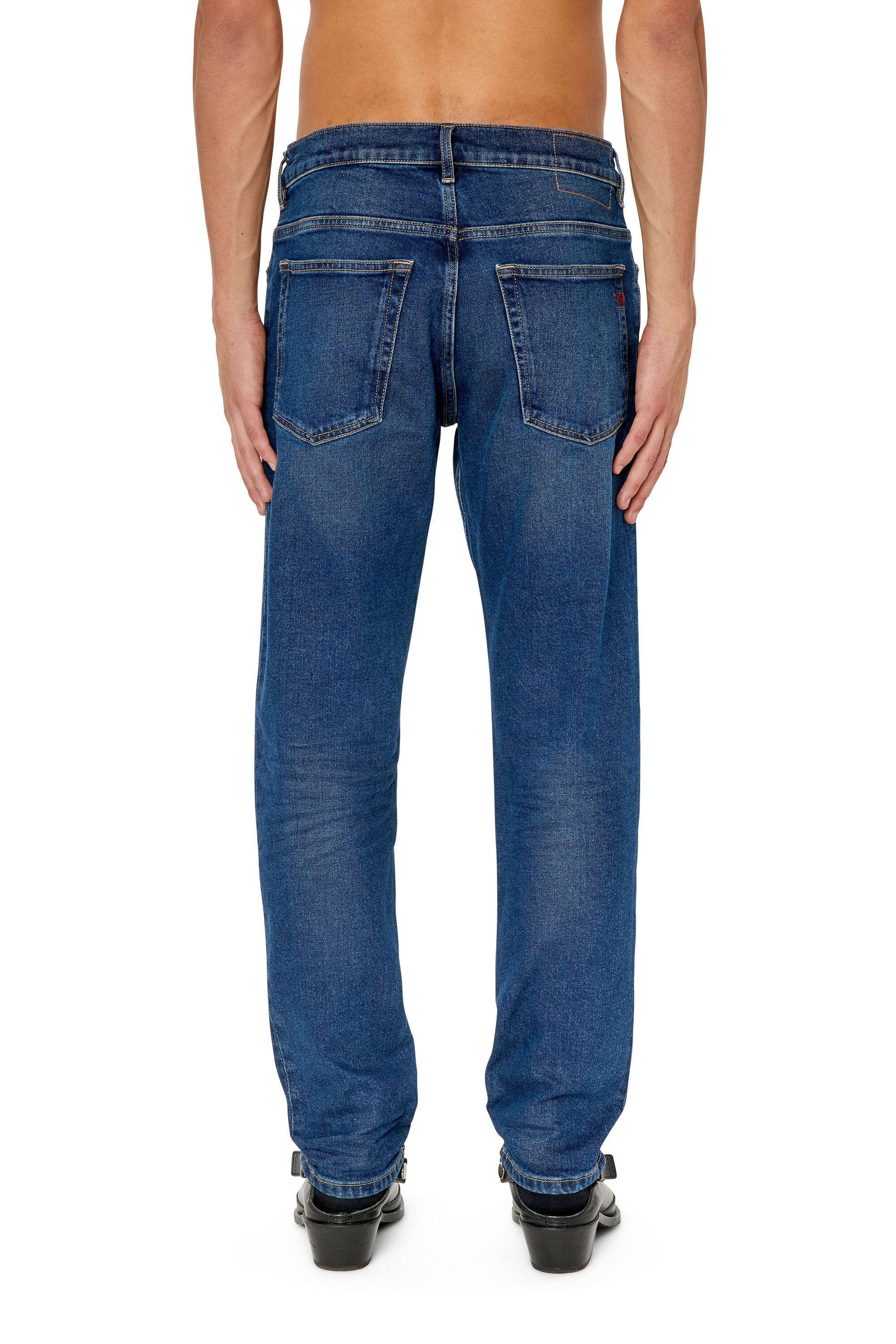 Diesel - 2006 D-Fining 0GYCS Tapered Jeans, Azul Oscuro - Image 4