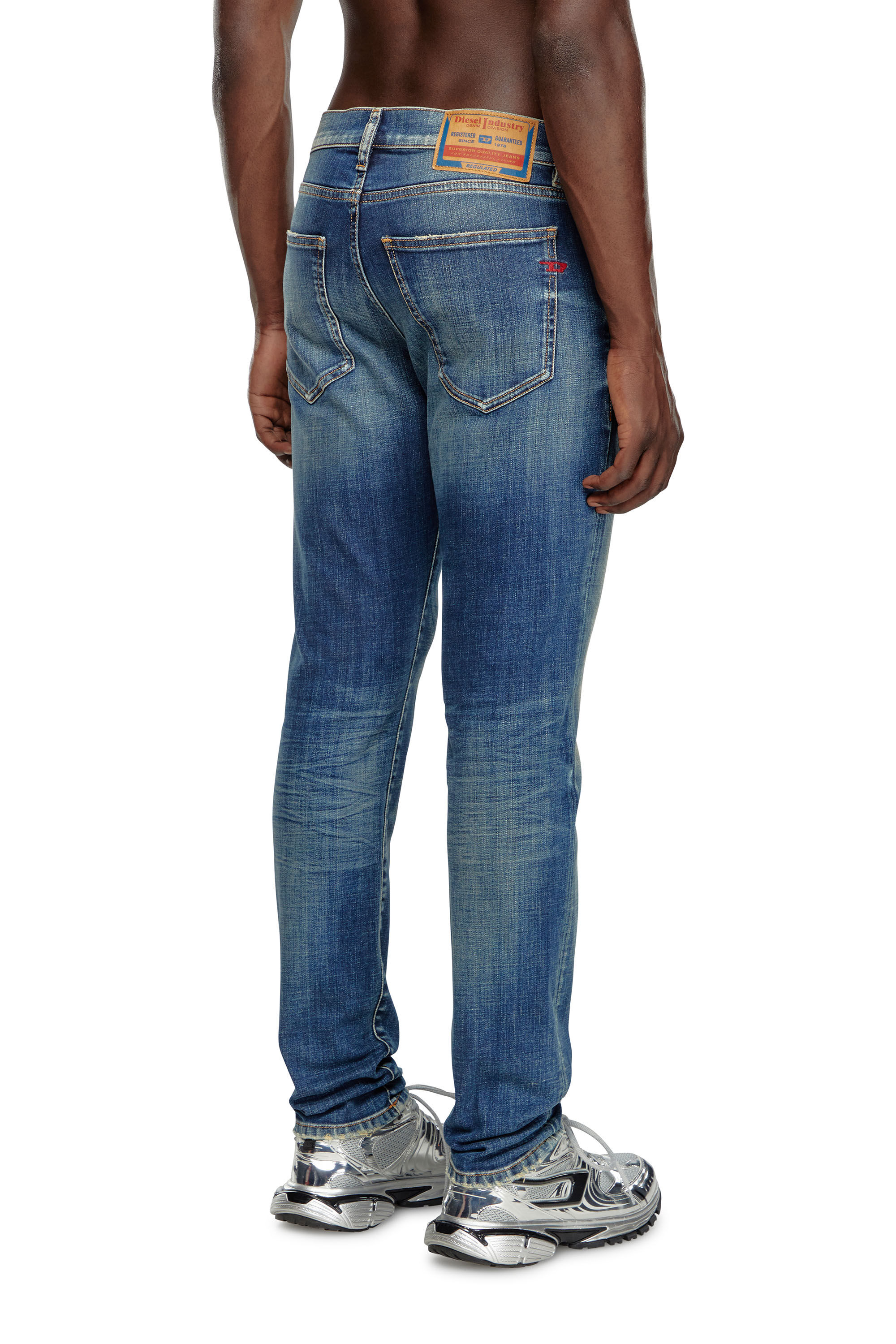 Diesel - Hombre Slim Jeans 2019 D-Strukt 09J50, Azul medio - Image 4