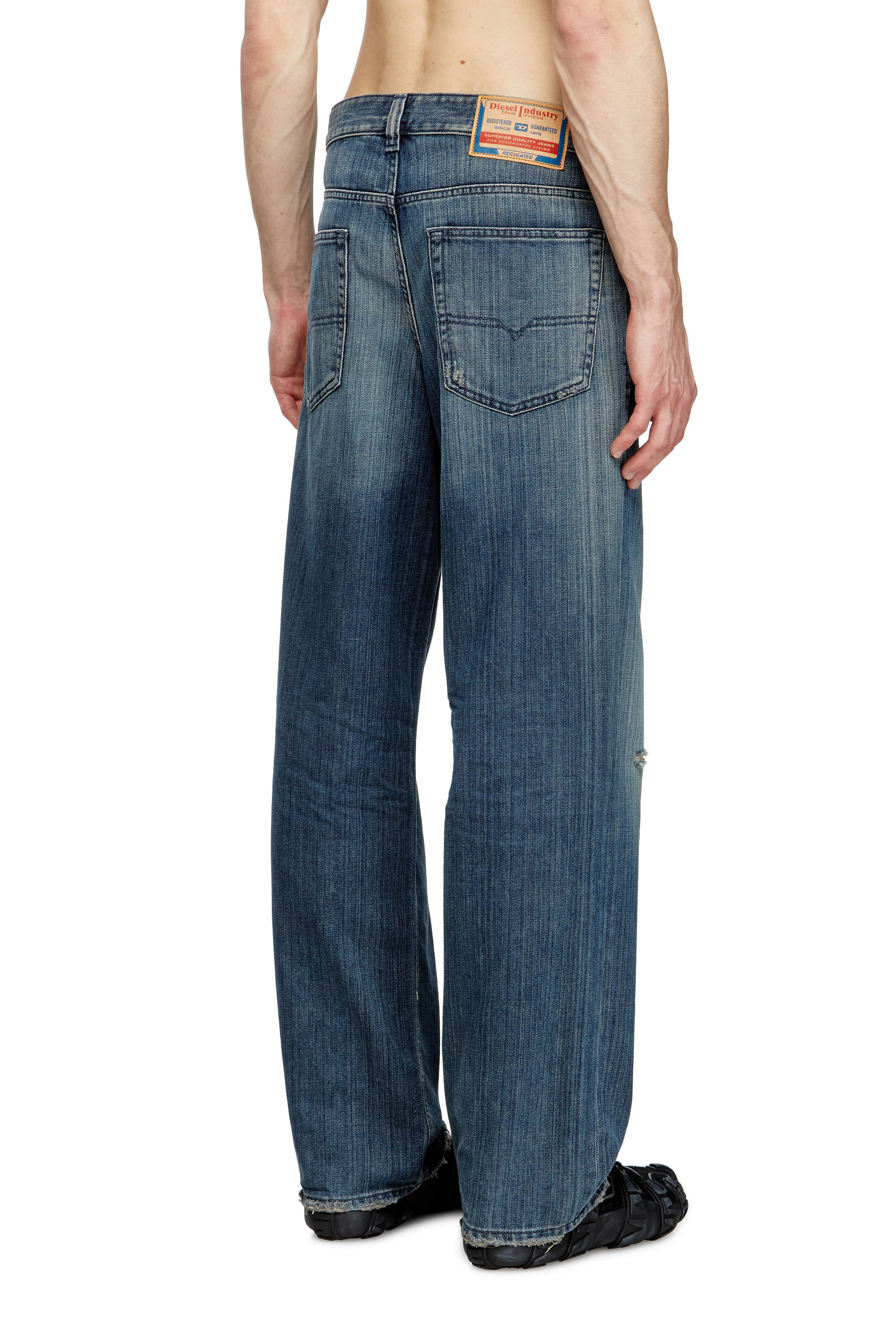 Diesel - Relaxed Jeans 2001 D-Macro 09M09 Hombre, Azul Oscuro - 4