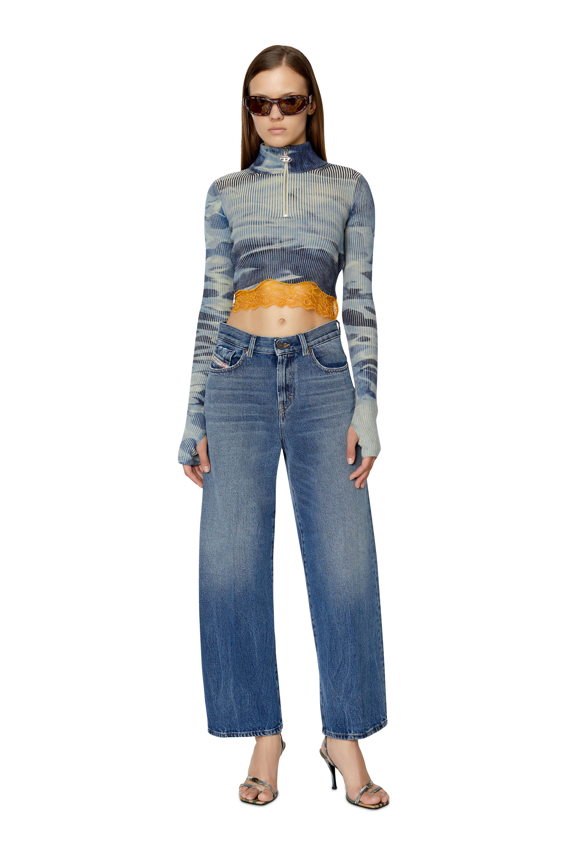 Diesel - Bootcut and Flare Jeans 2000 Widee 09E03, Azul medio - Image 1