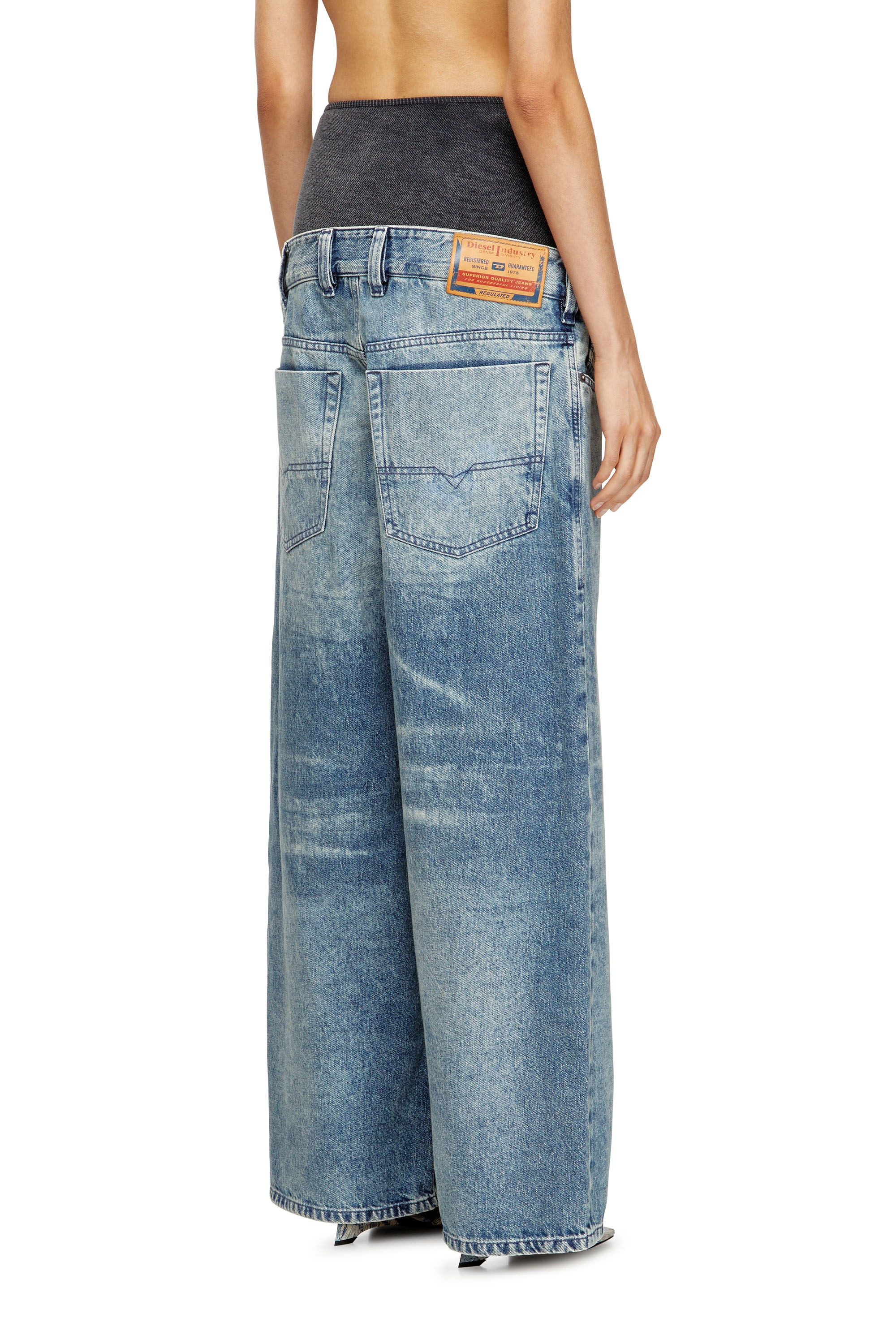 Diesel - Relaxed Jeans D-Eni 09N97 Mujer, Azul medio - 4