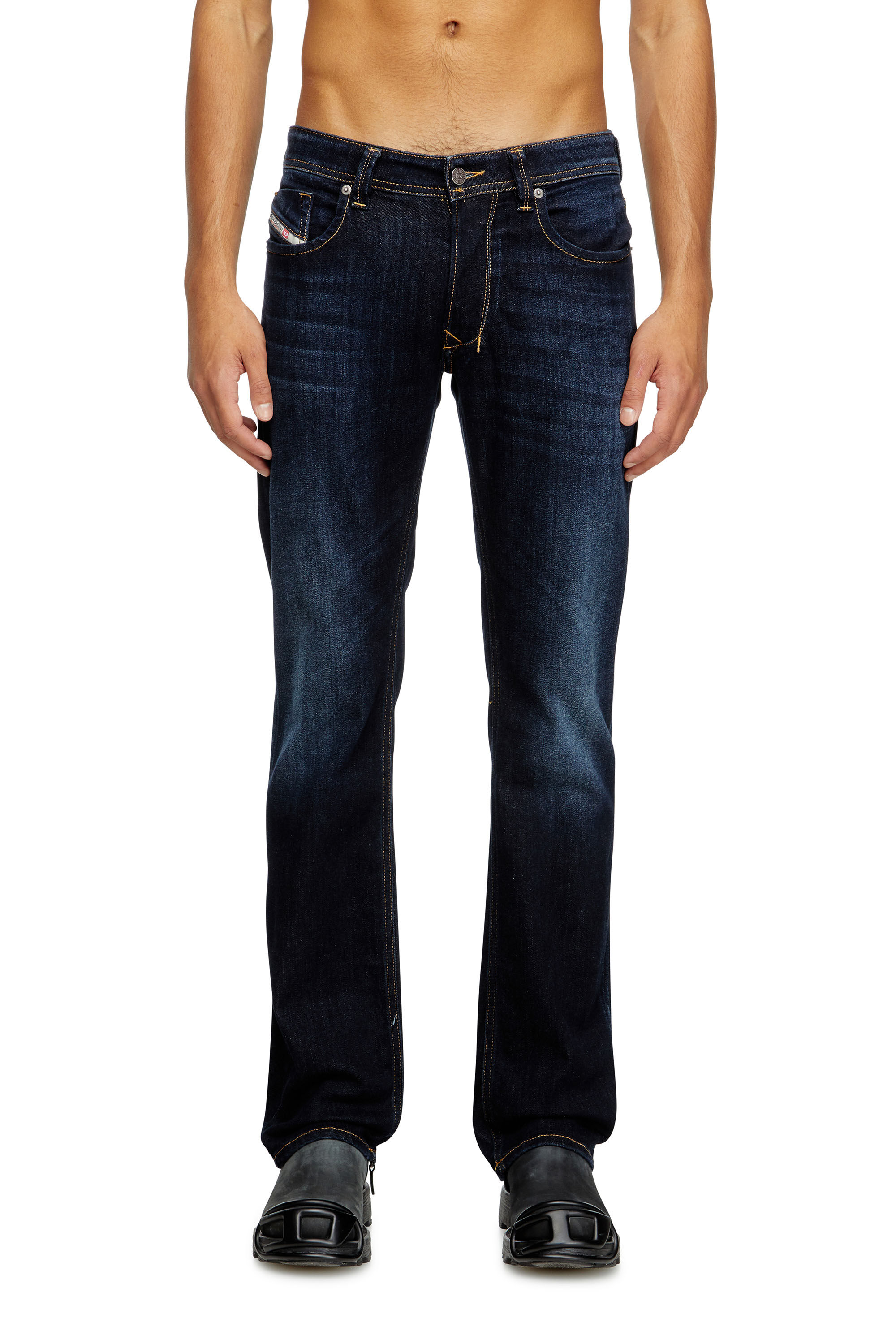 Diesel - Regular Jeans 1985 Larkee 009ZS Hombre, Azul Oscuro - 3