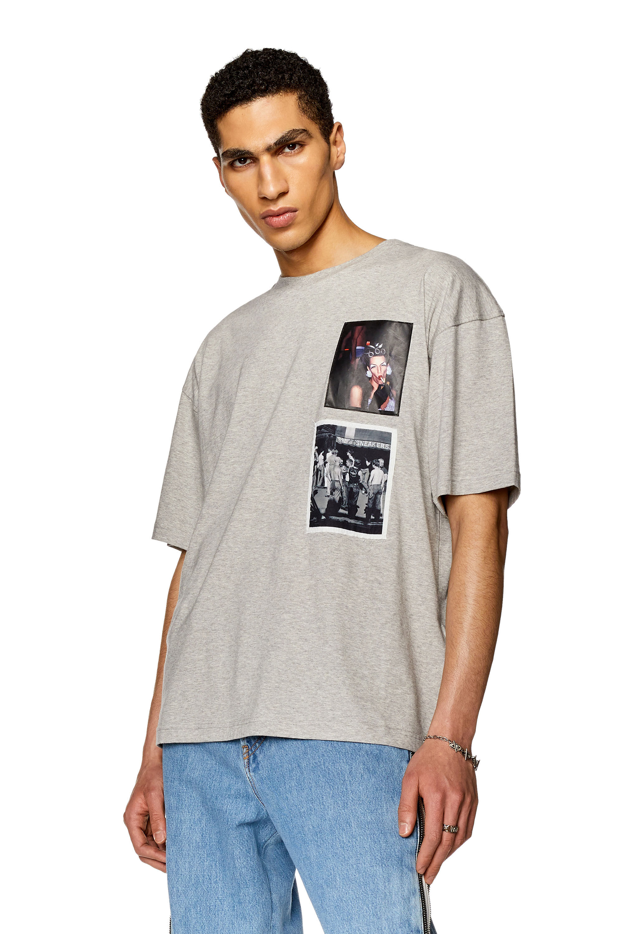 【U LAN】Paris Patch Washing Oversized Fit Short Sleeve T V5-1389147-279_FC?rp=standard-
