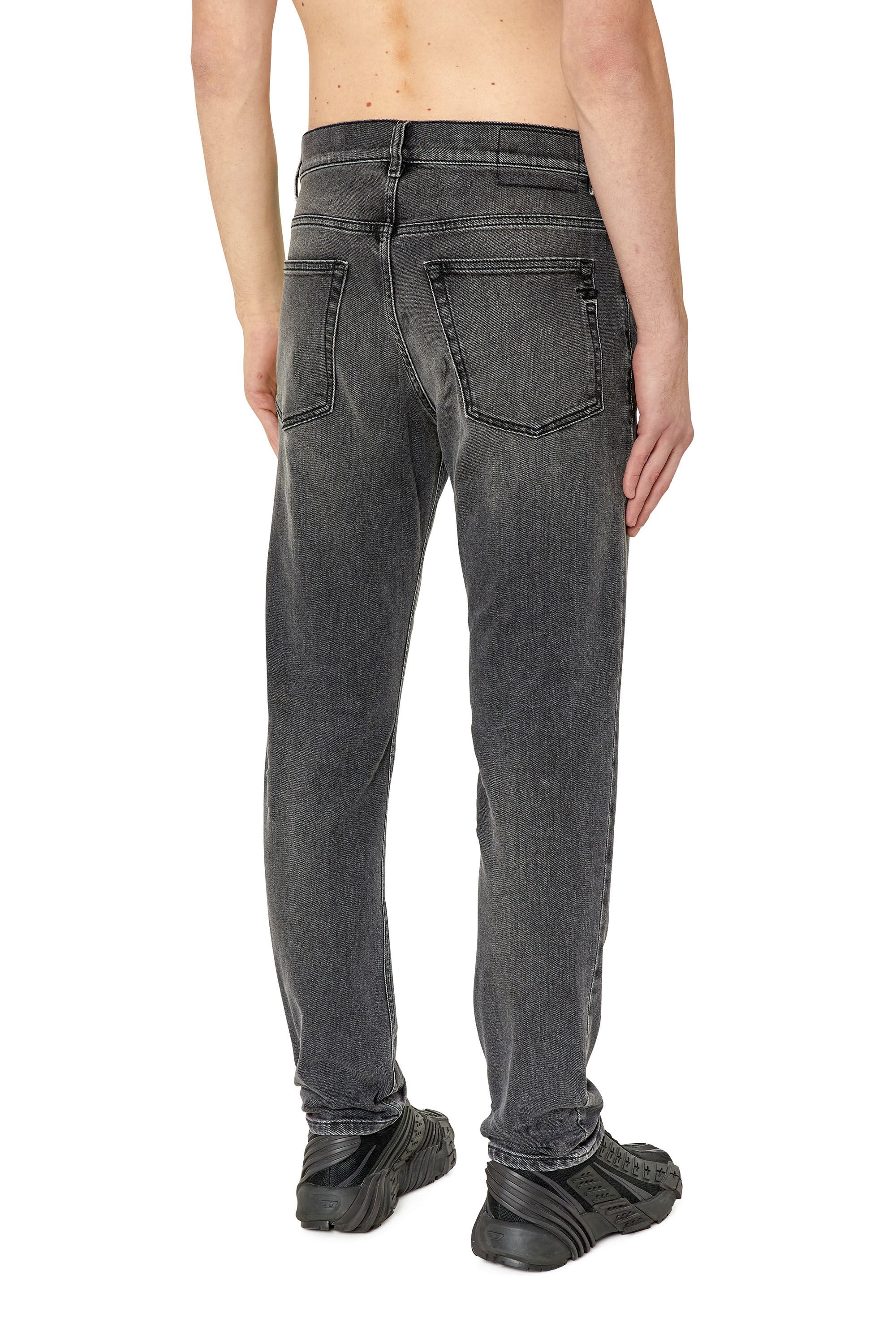 Diesel - 2006 D-Fining 09E94 Tapered Jeans, Gris - Image 4