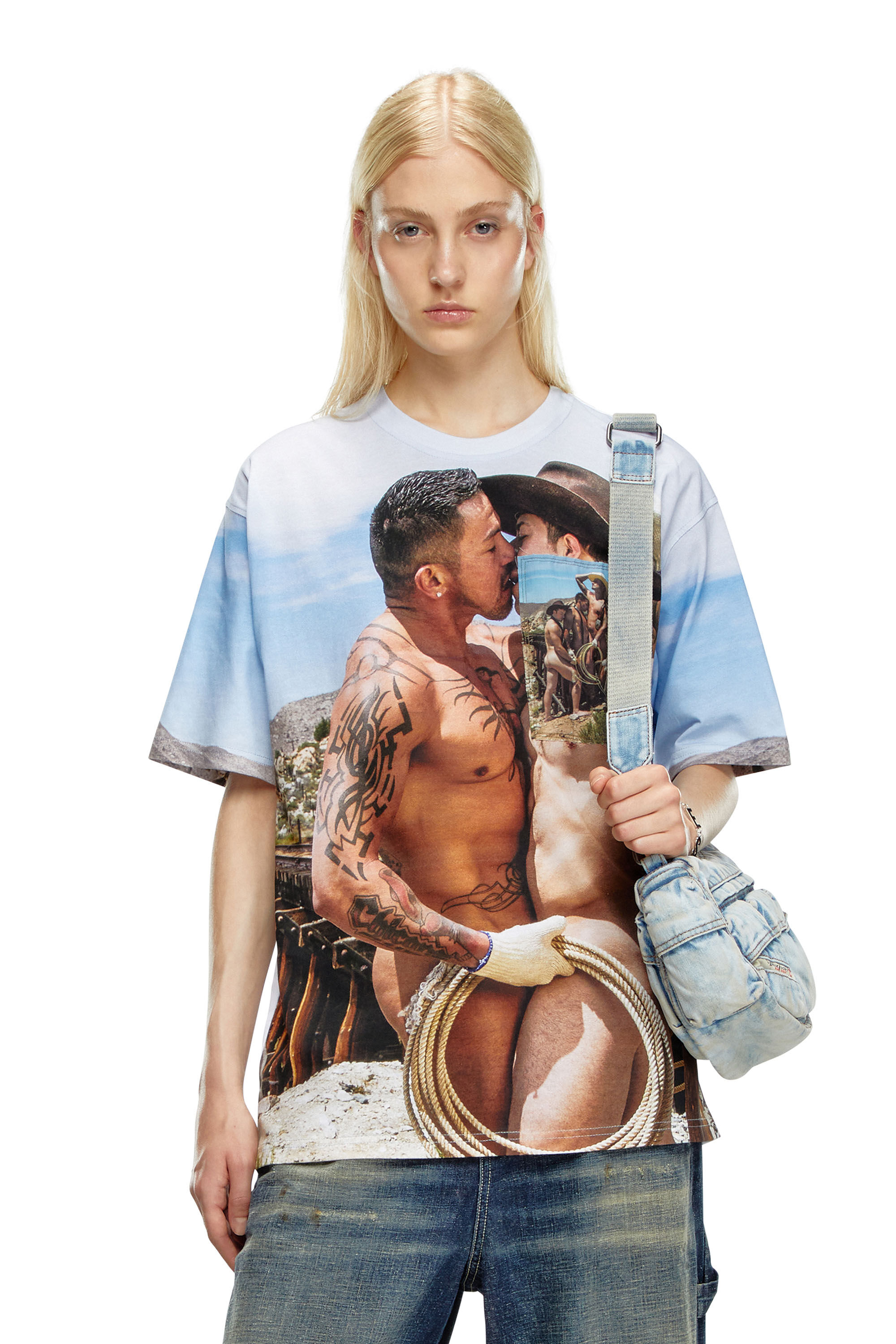 DIESEL t-boxt-q20 デジタルプリント コットンジャージー Men's Cotton T-shirt with graphic print | Blue | Diesel