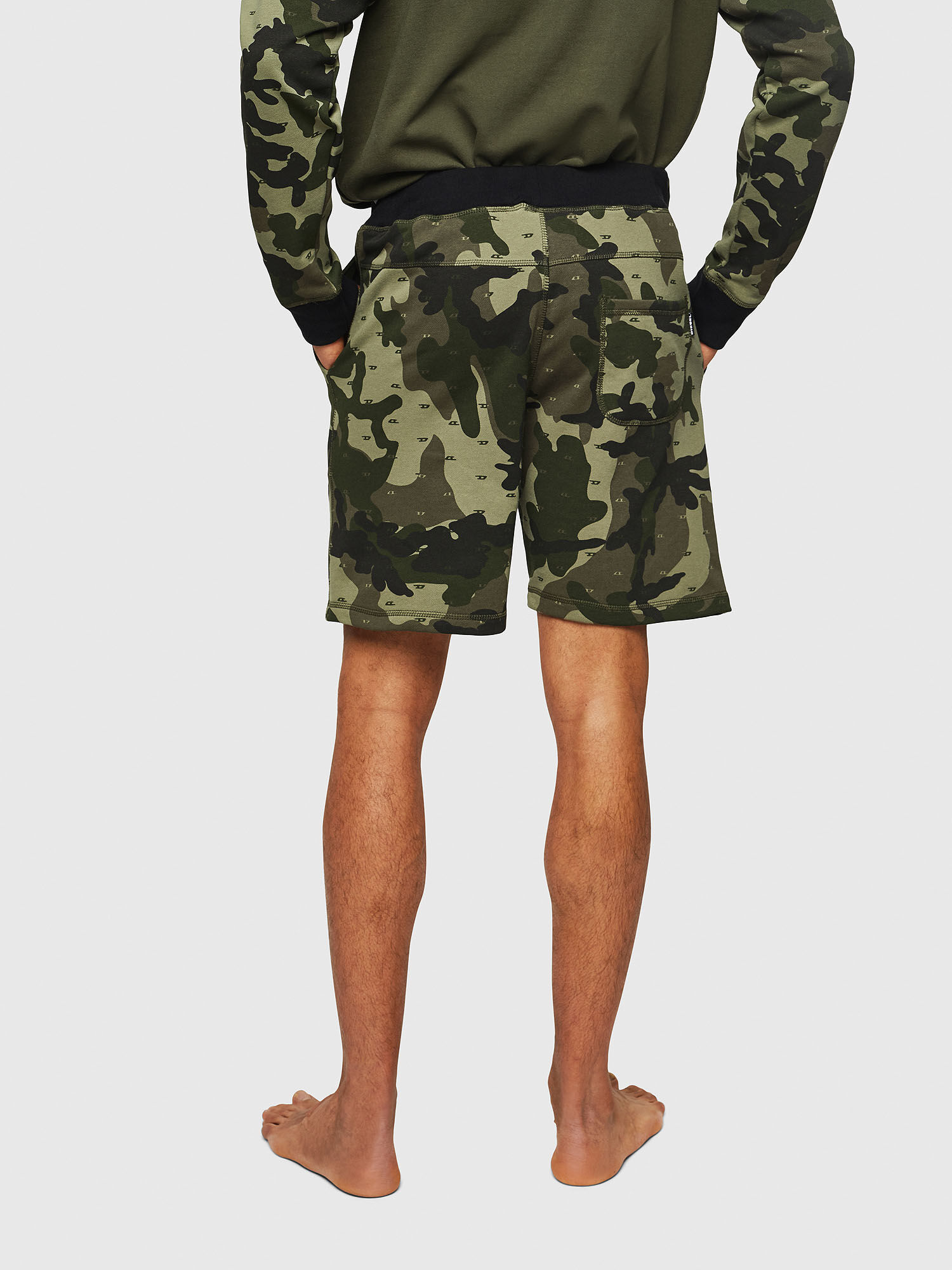 Diesel shop camo shorts
