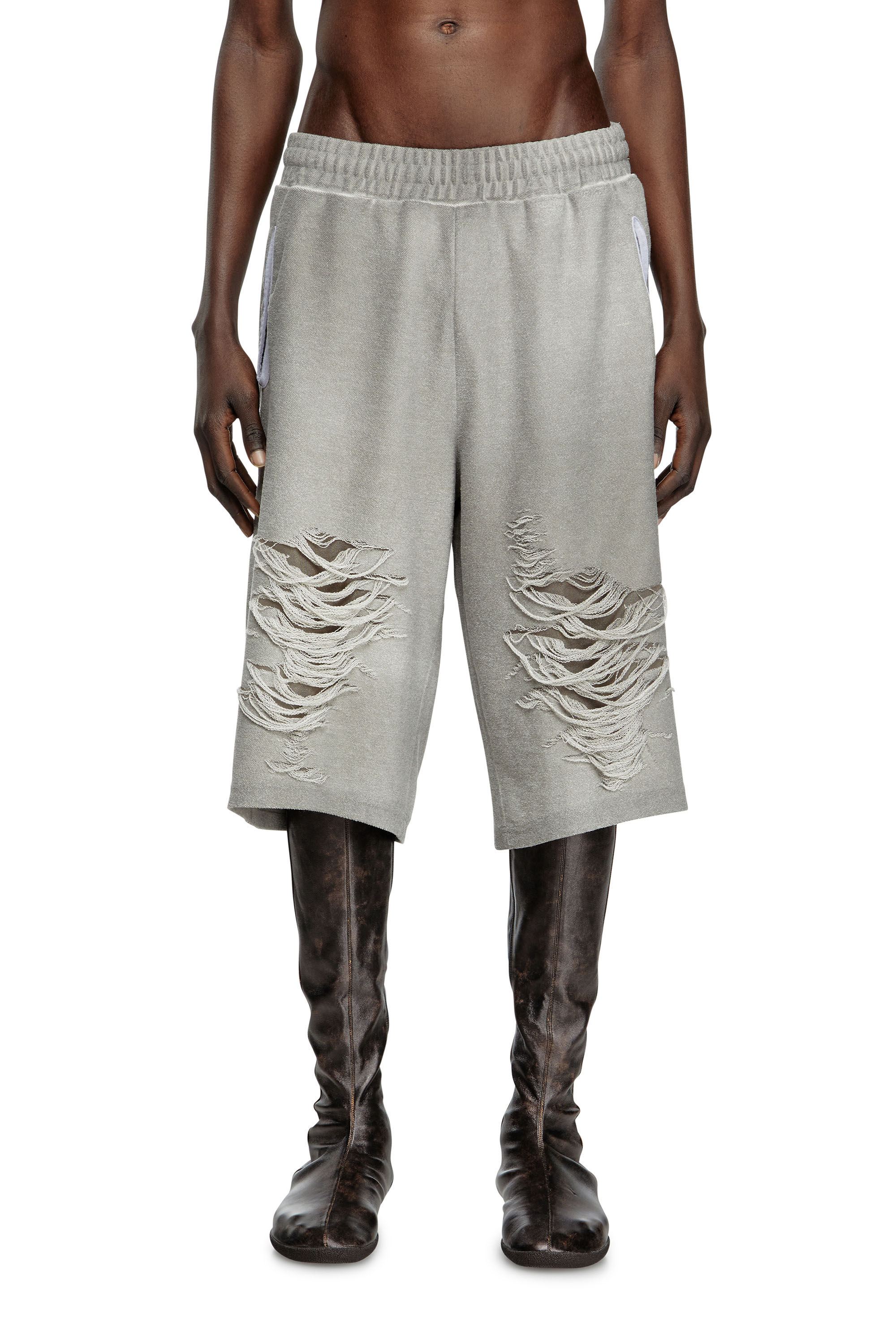Diesel - P-PERC-SHORT, Pantalones cortos con rodillas desgastadas Hombre in Gris - 3