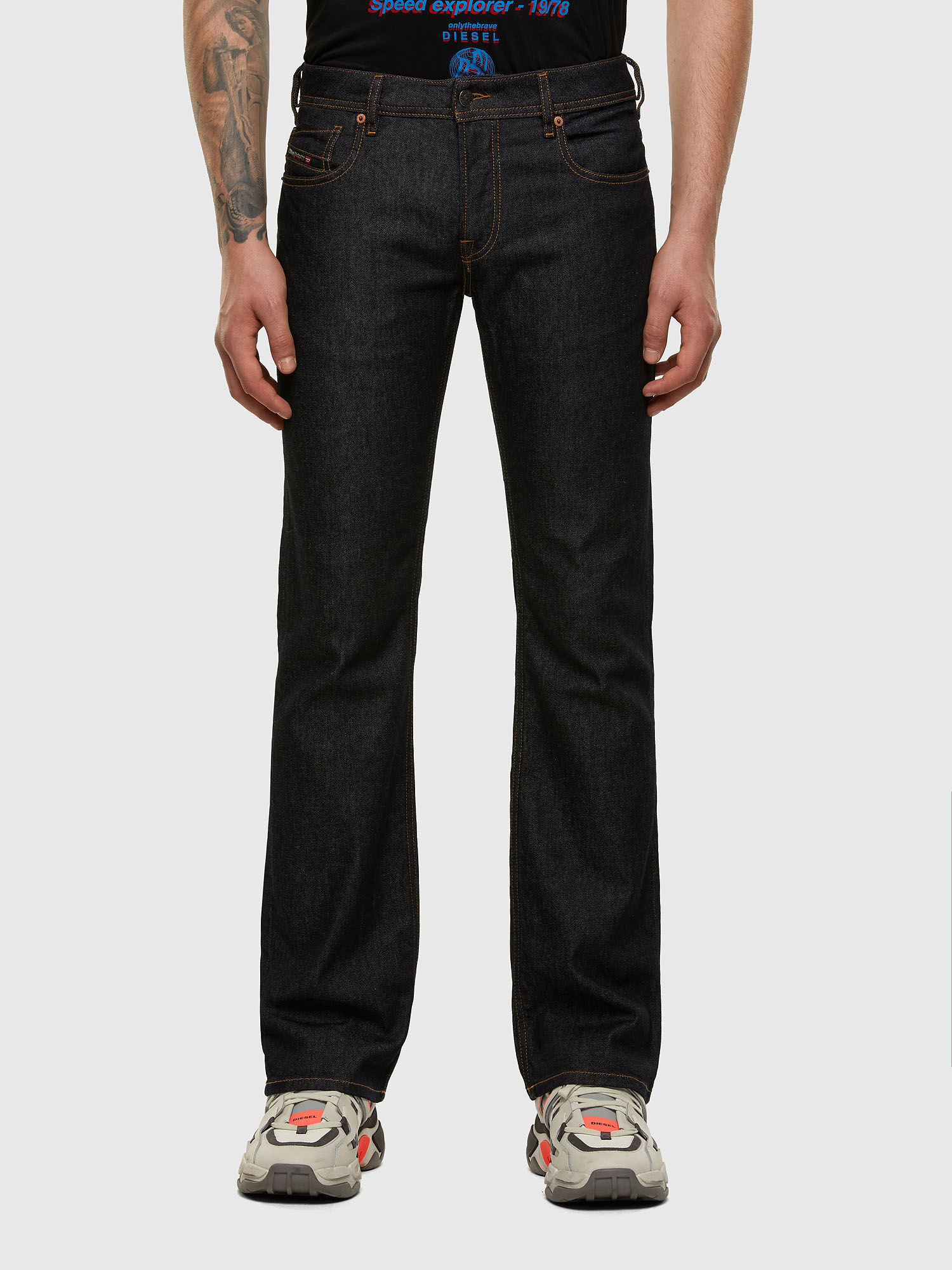Diesel shop zatiny 084hn