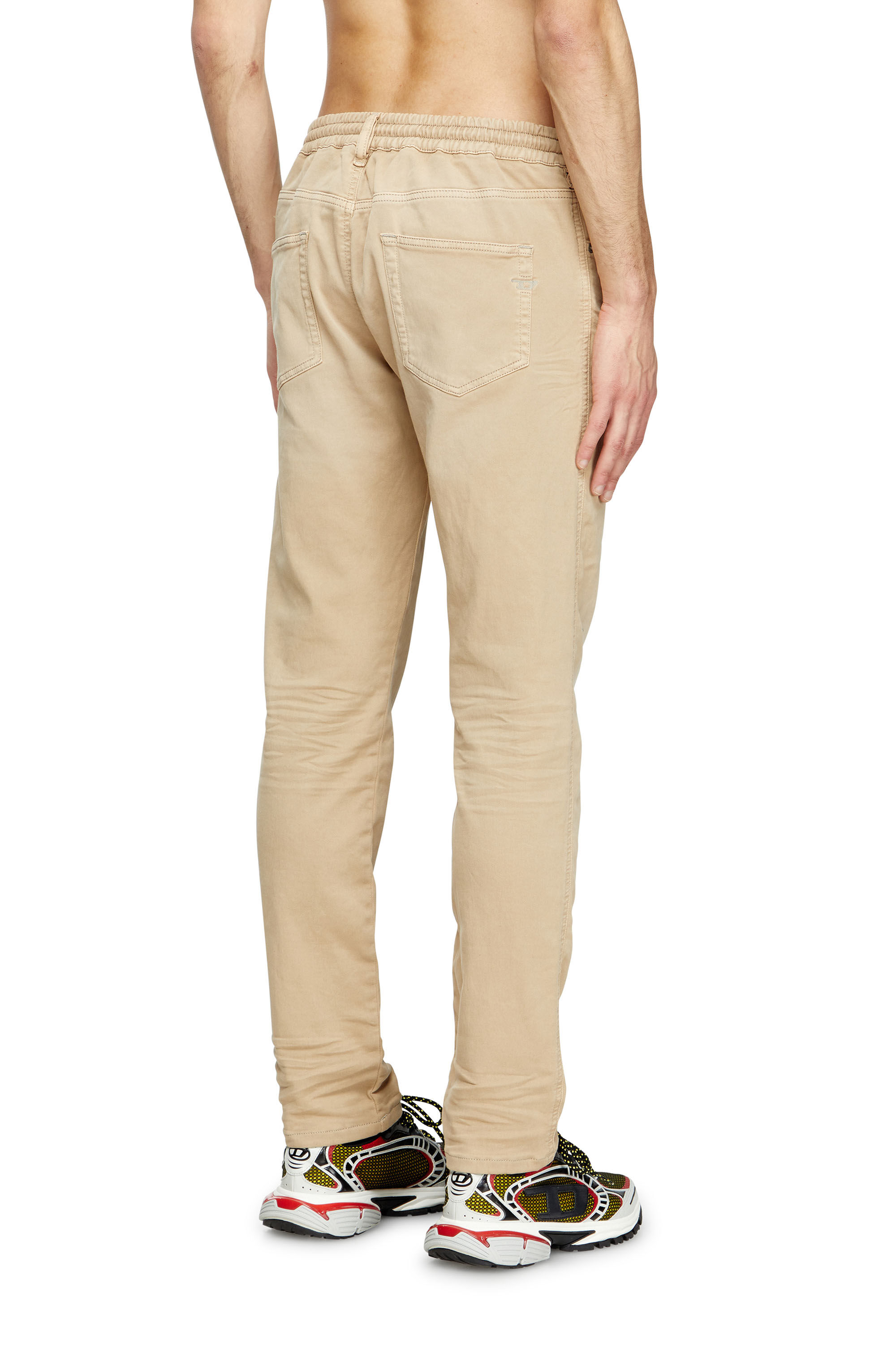 Diesel - Slim 2062 D-Strukt Joggjeans® 0670M Hombre, Marrón Claro - 4