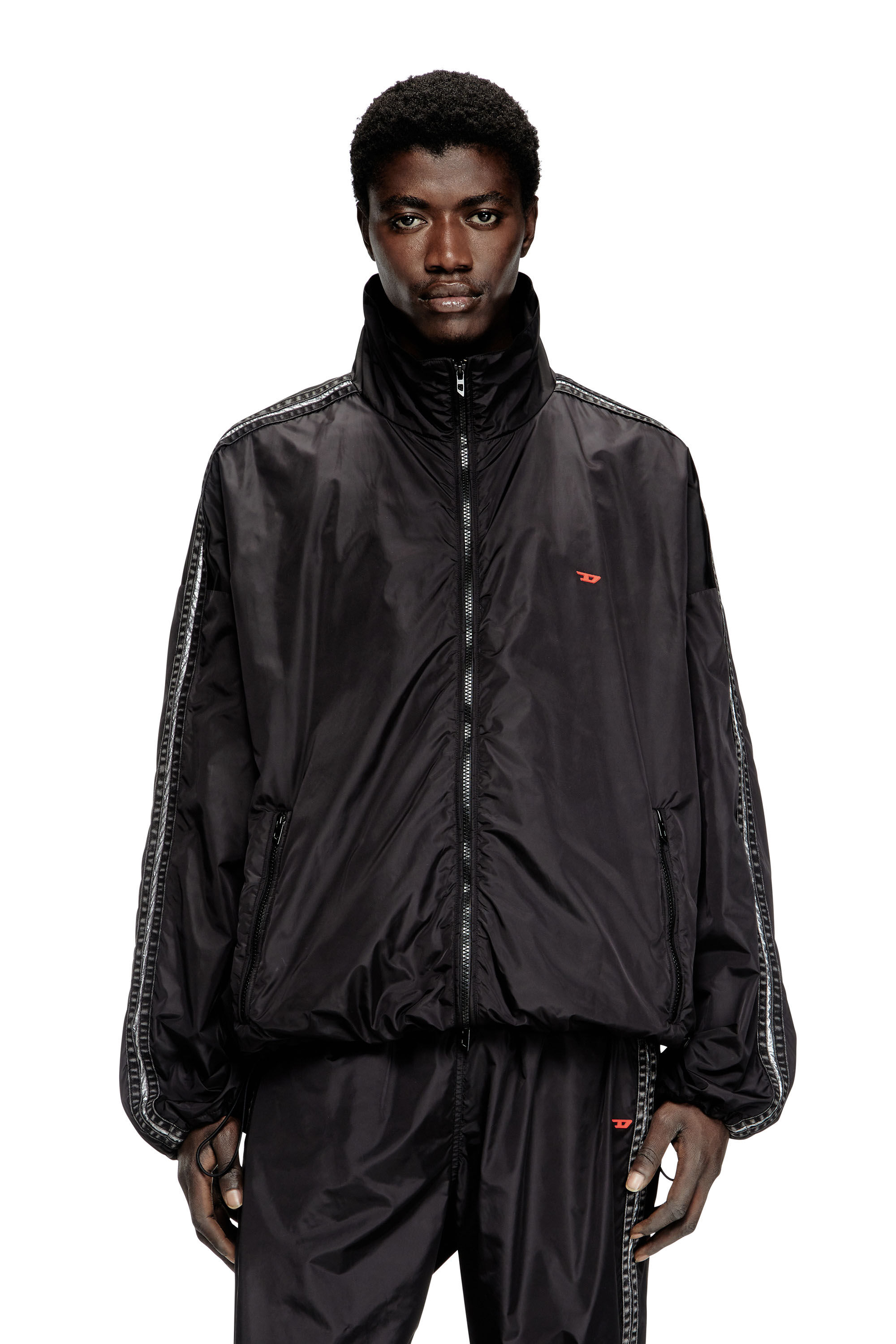 Diesel - J-CARON, Chaqueta deportiva en nylon con bandas de denim Hombre in Negro - 3