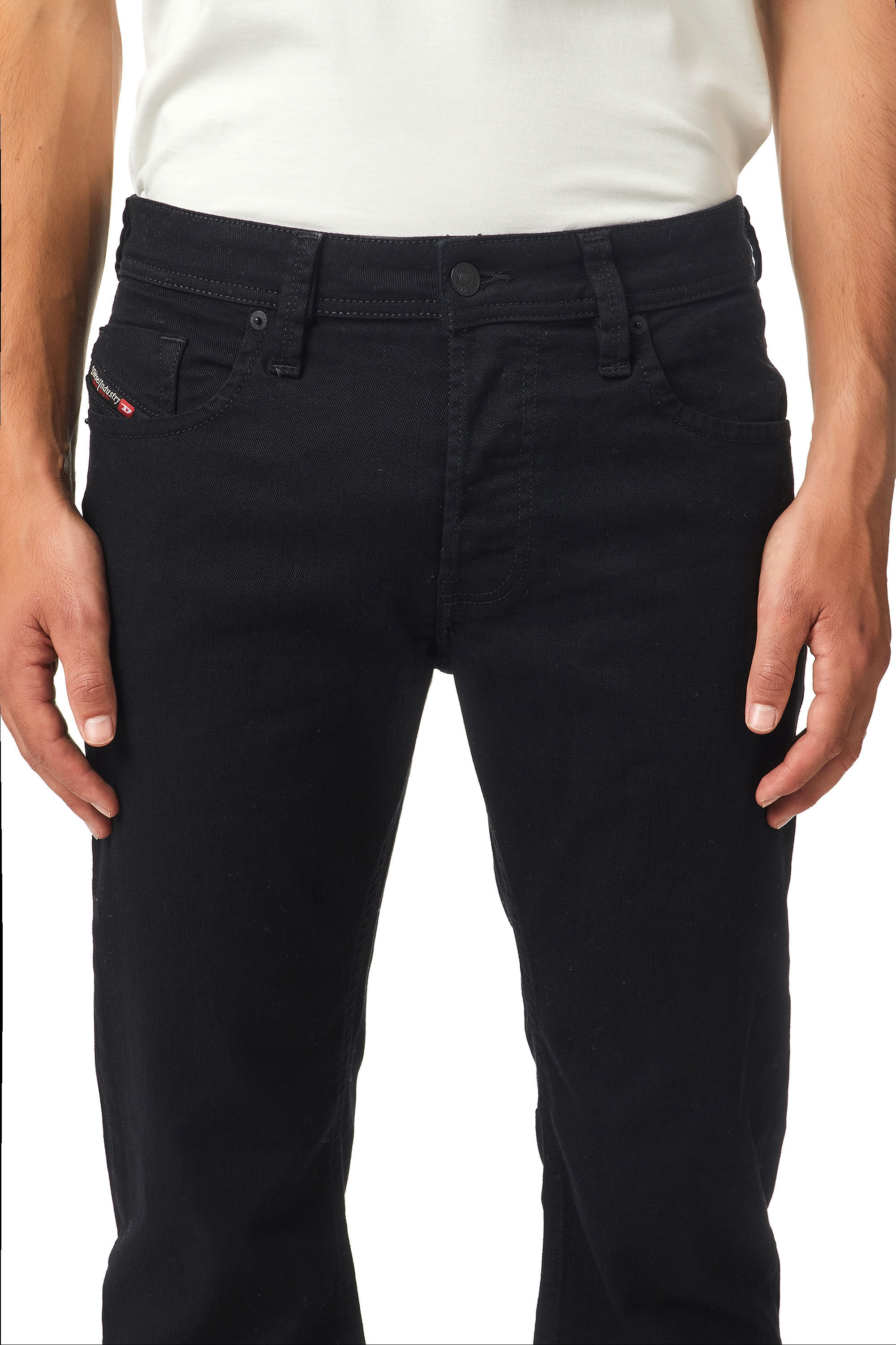 Diesel - Larkee 0688H Straight Jeans, Negro/Gris oscuro - Image 5