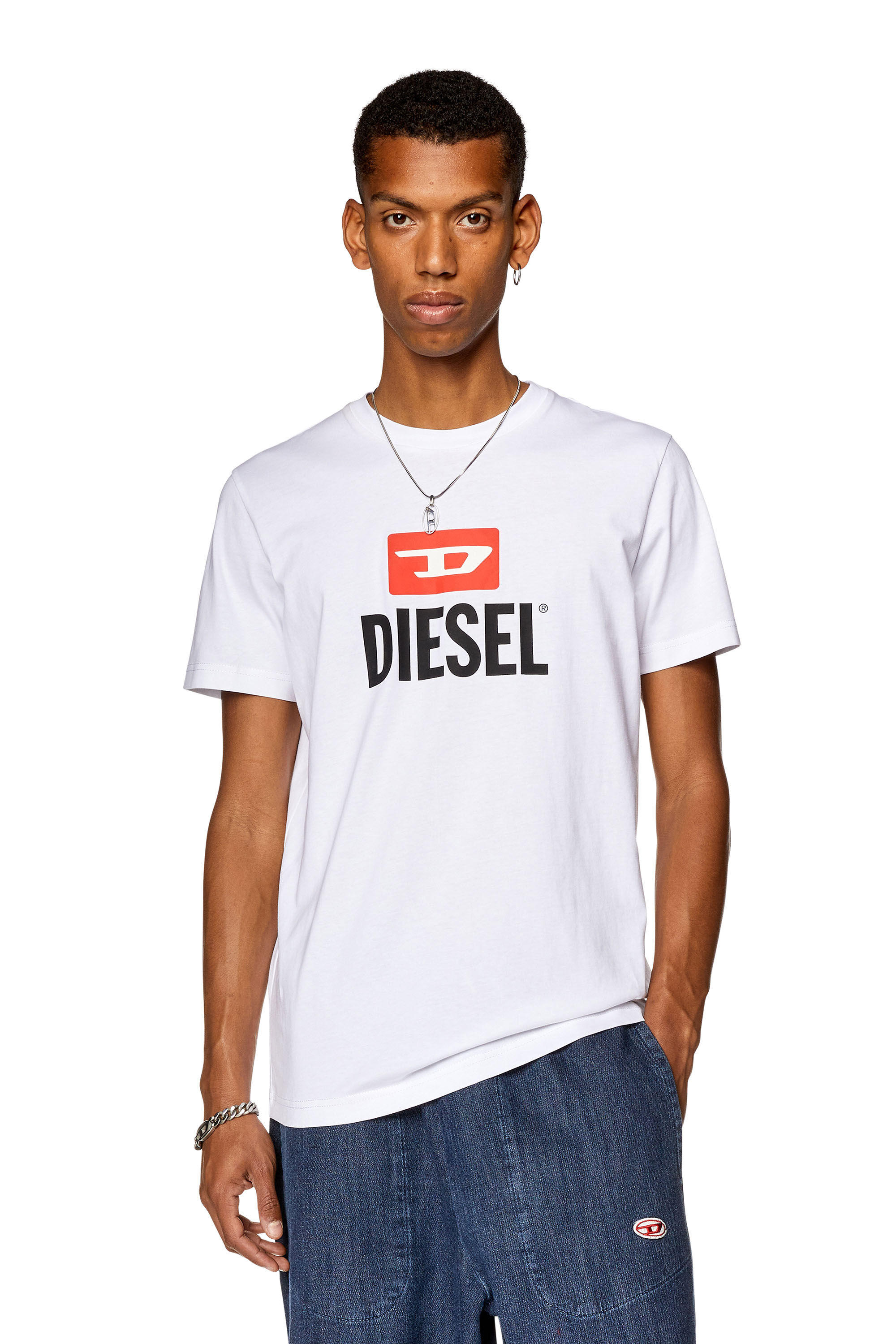 ★DIESEL★ Rune D Logo Embroidered Shirt One Piece White A10 Men's T-shirt with D logo | White | Diesel