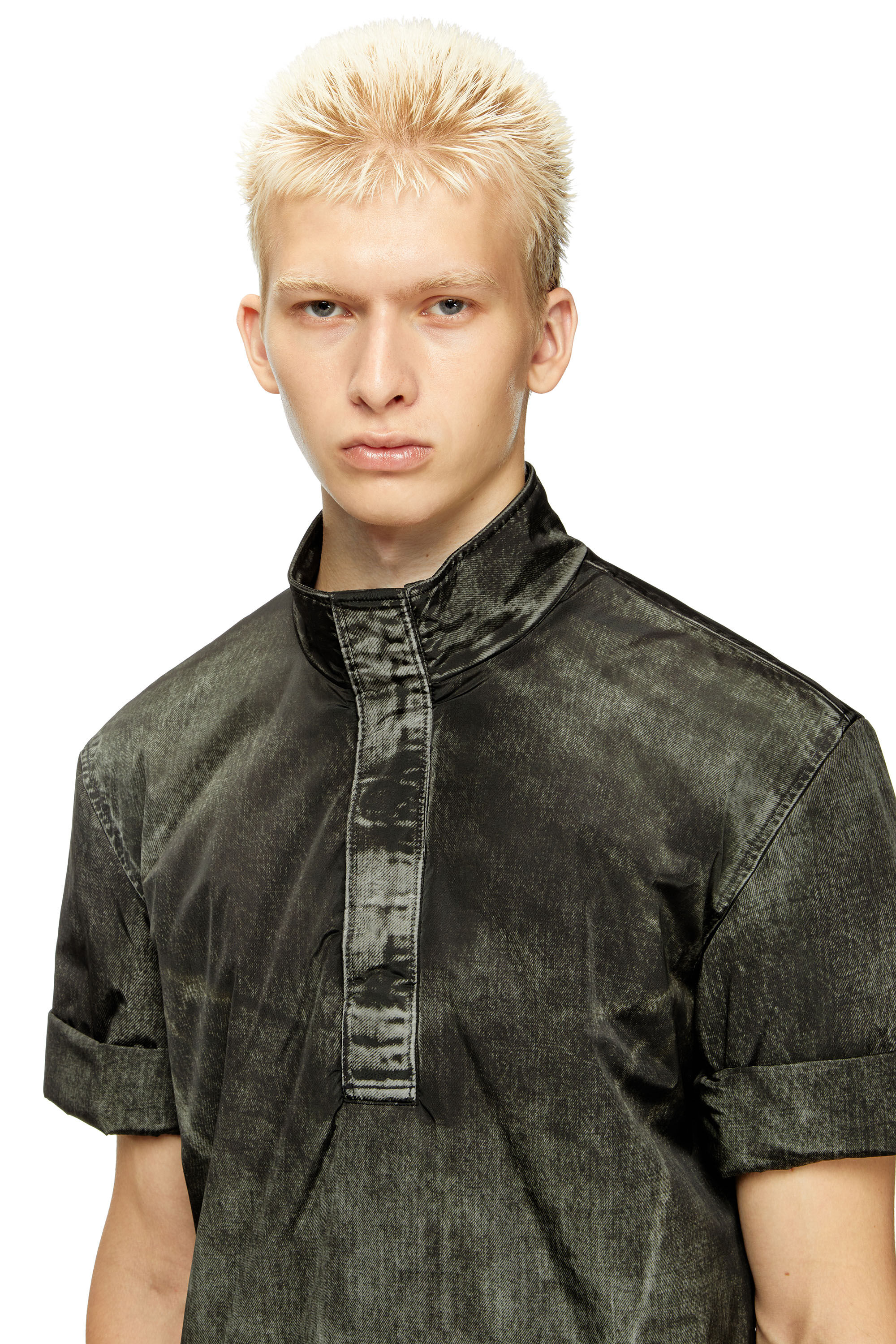 Diesel - J-VALOIS, Chaqueta de manga corta en nylon con efecto denim Hombre in Negro - 4