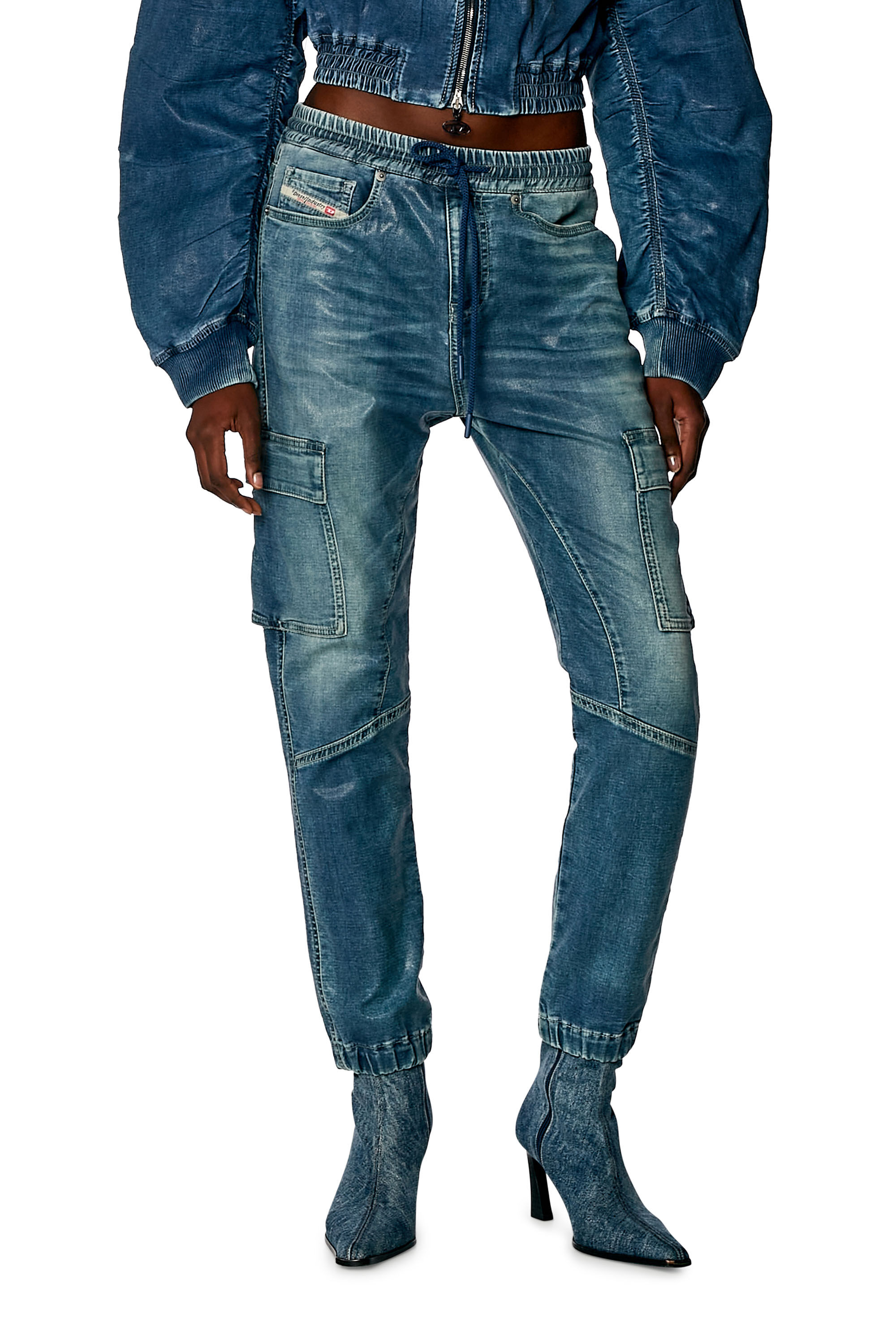 デニム・ジーパン DIESEL regular 2051 d-ursy joggjeans 068pi レギュラー 2051 D-Ursy Joggjeans® | ミディアムブルー
