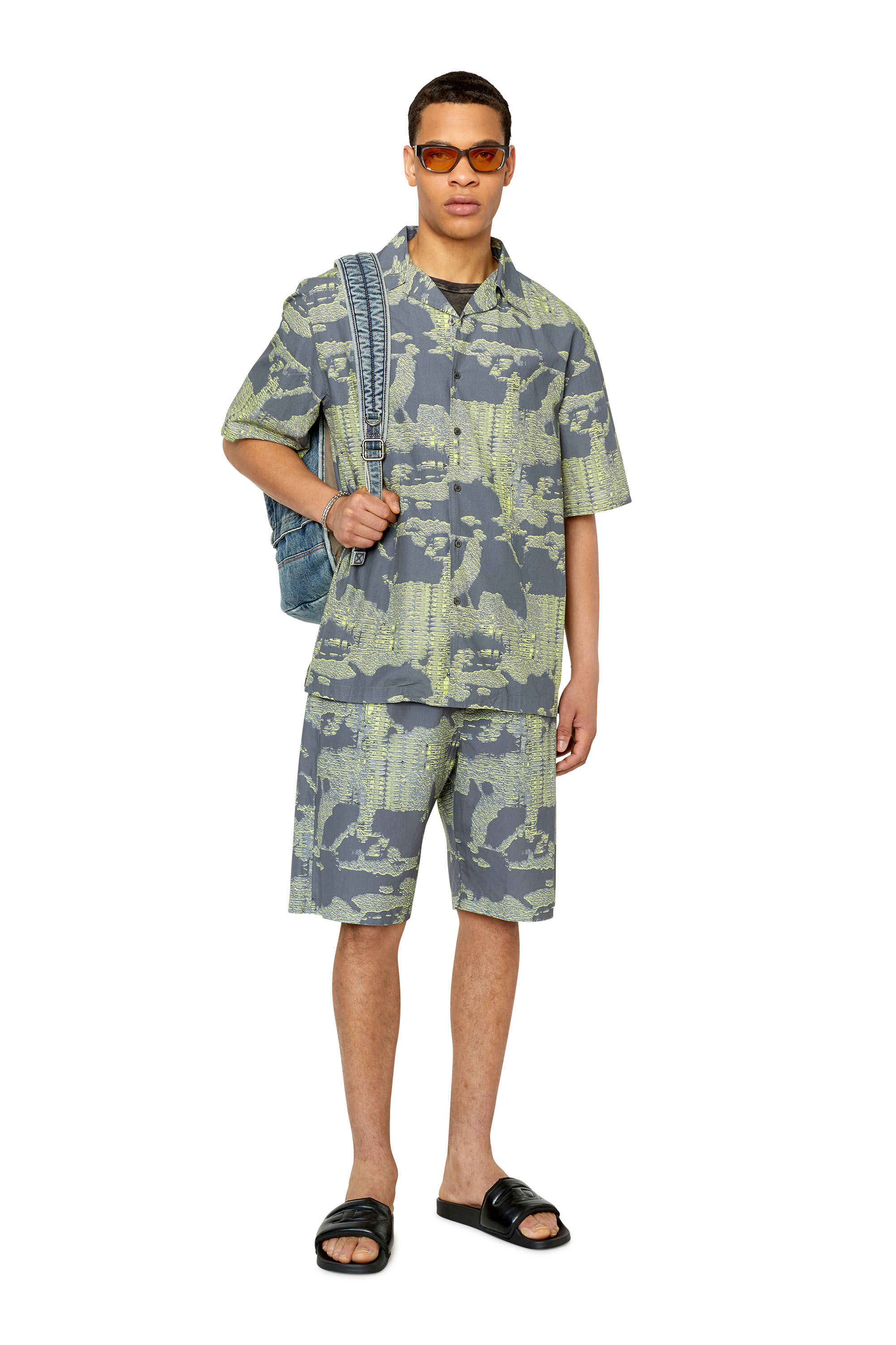 Diesel hotsell camo shorts