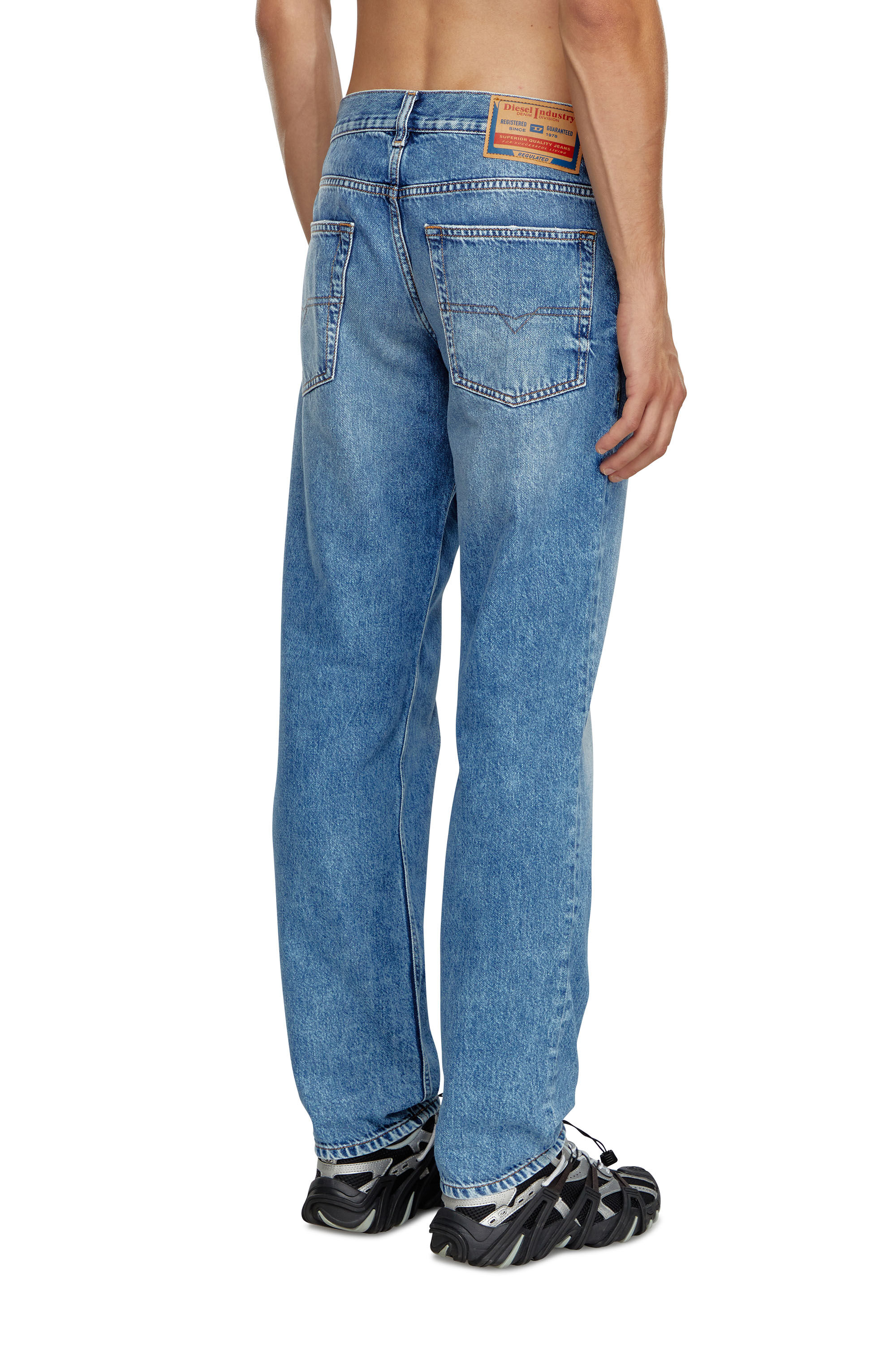 Men's Regular Jeans | Medium blue | Diesel 2023 D-Finitive