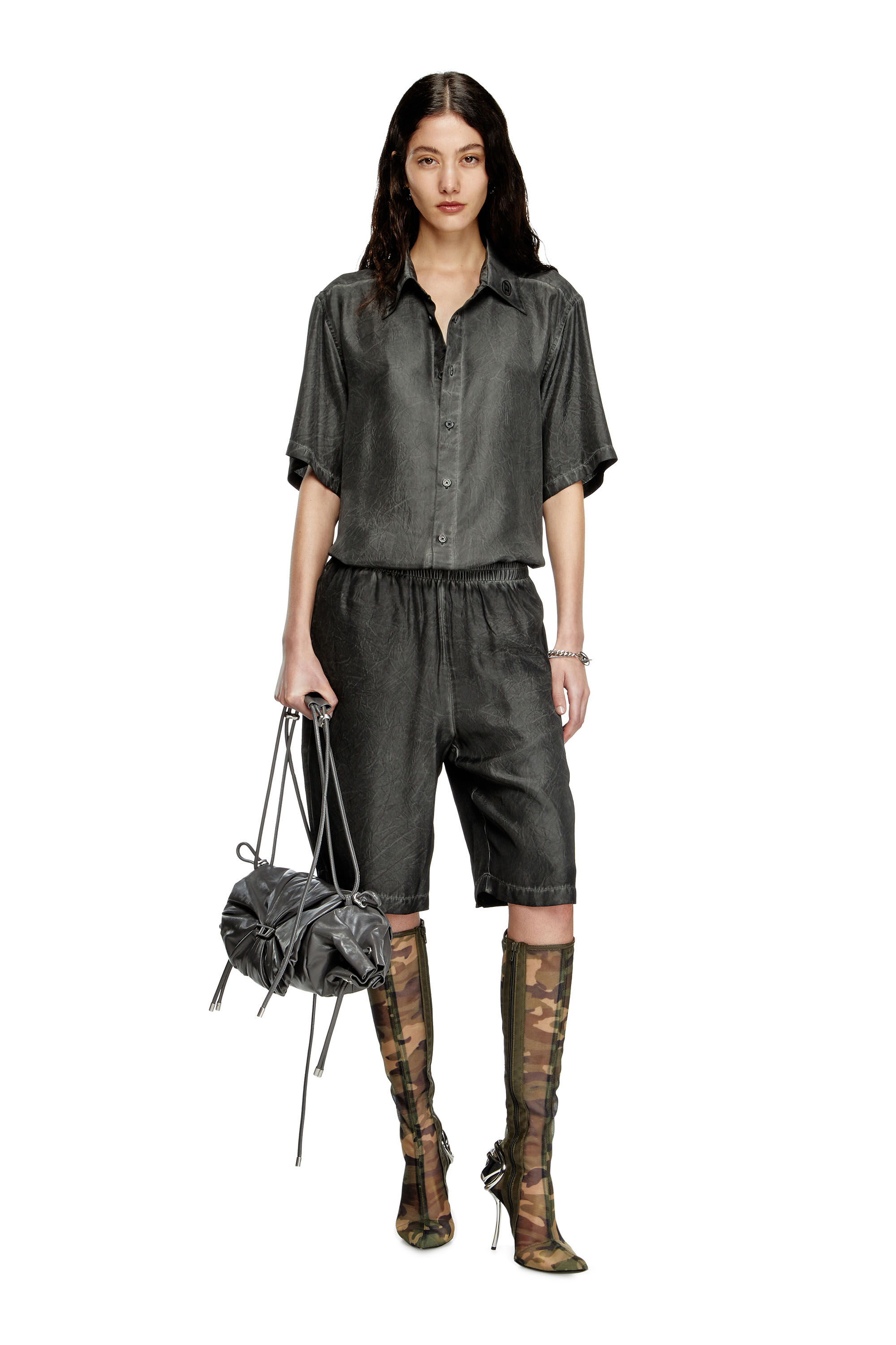 Tシャツ・カットソー AVANDRESS Sopy Collar ShortSleeve CHARCOAL Women's Crinkled short-sleeve shirt with logo collar | Black