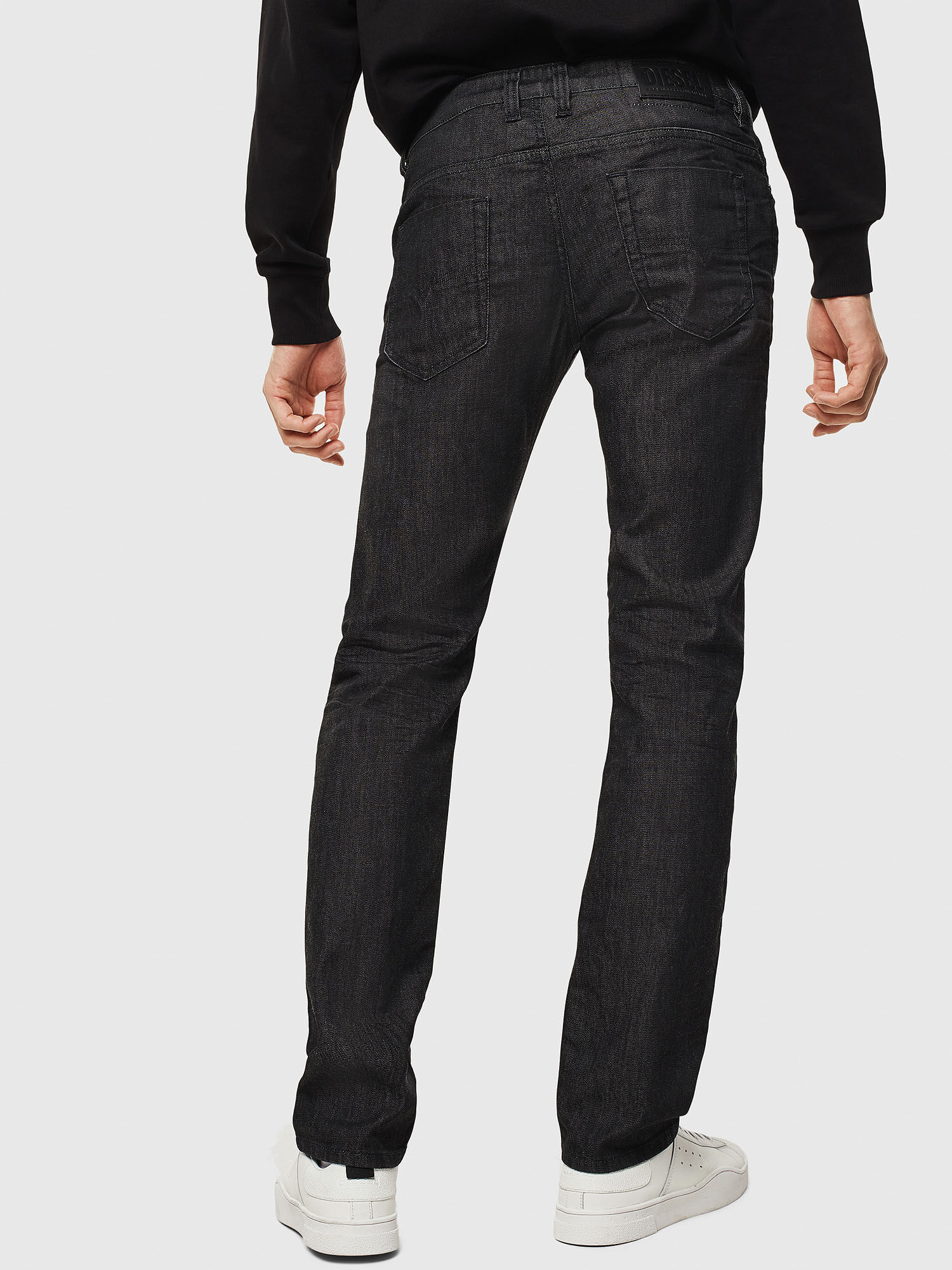 red tommy jeans jumper