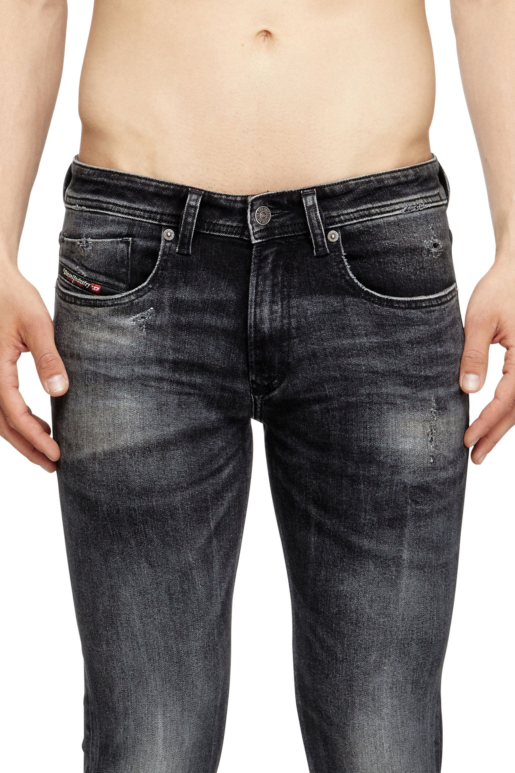 ☆BADBLOOD☆ 1979 Slinker Trouser Denim Pants Dark Grey A035 Men's Skinny Jeans | Black/Dark grey | Diesel 1979 Sleenker