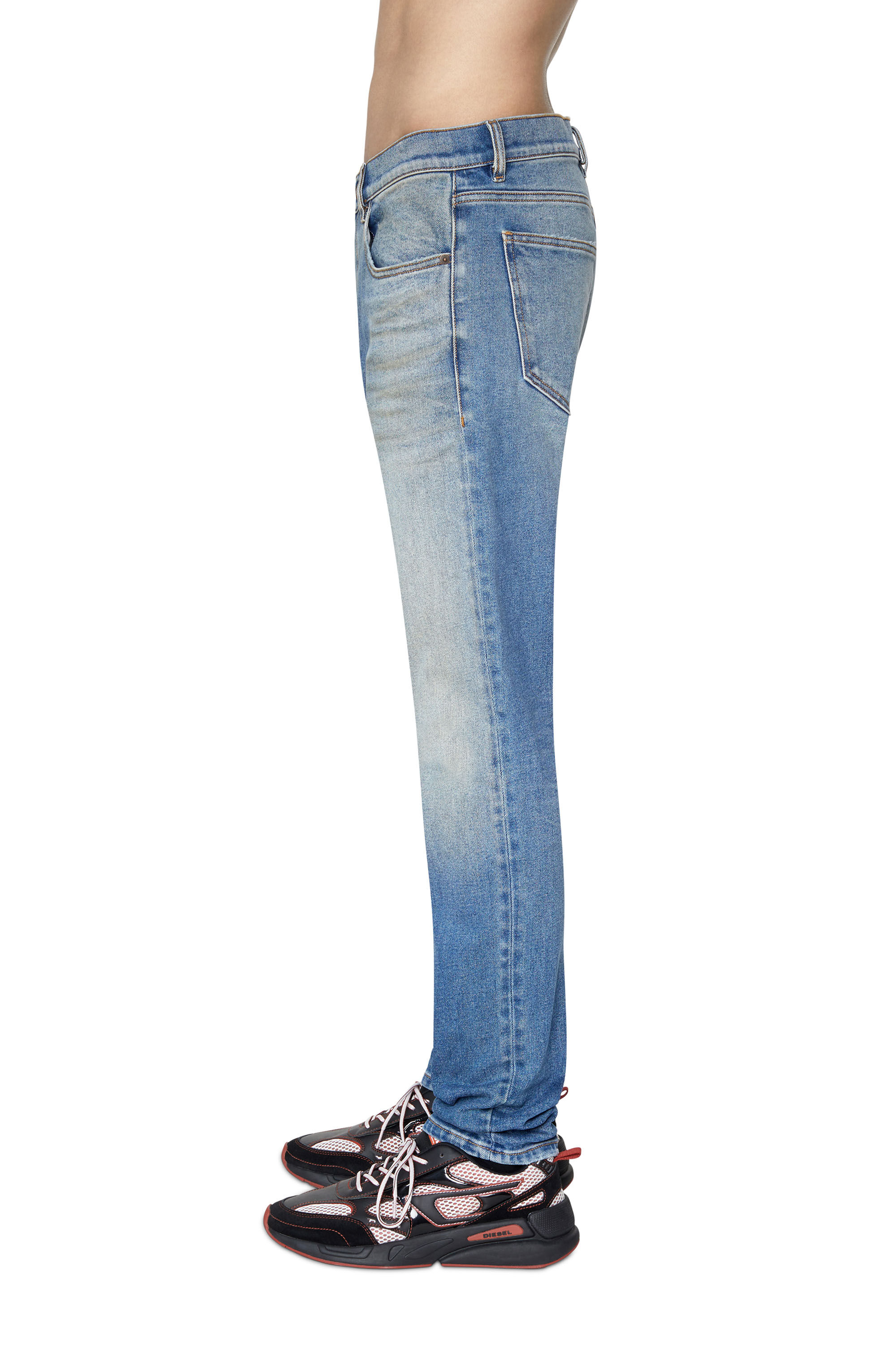 Diesel - Slim Jeans 2019 D-Strukt 09D81, Light Blue - Image 5