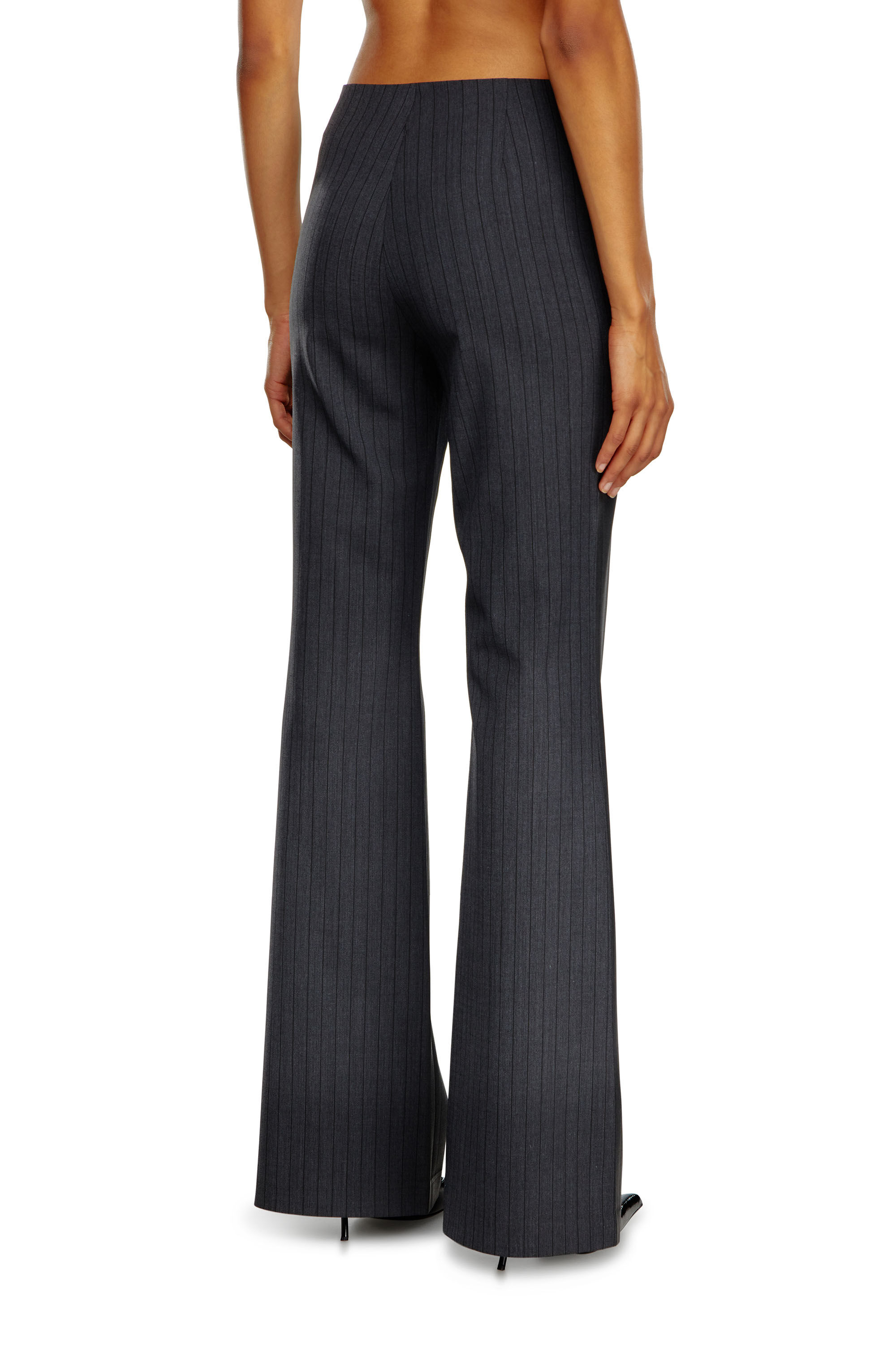 Diesel - P-OLARIS, Pantalones a rayas finas con parte delantera recubierta Mujer in Negro - 5