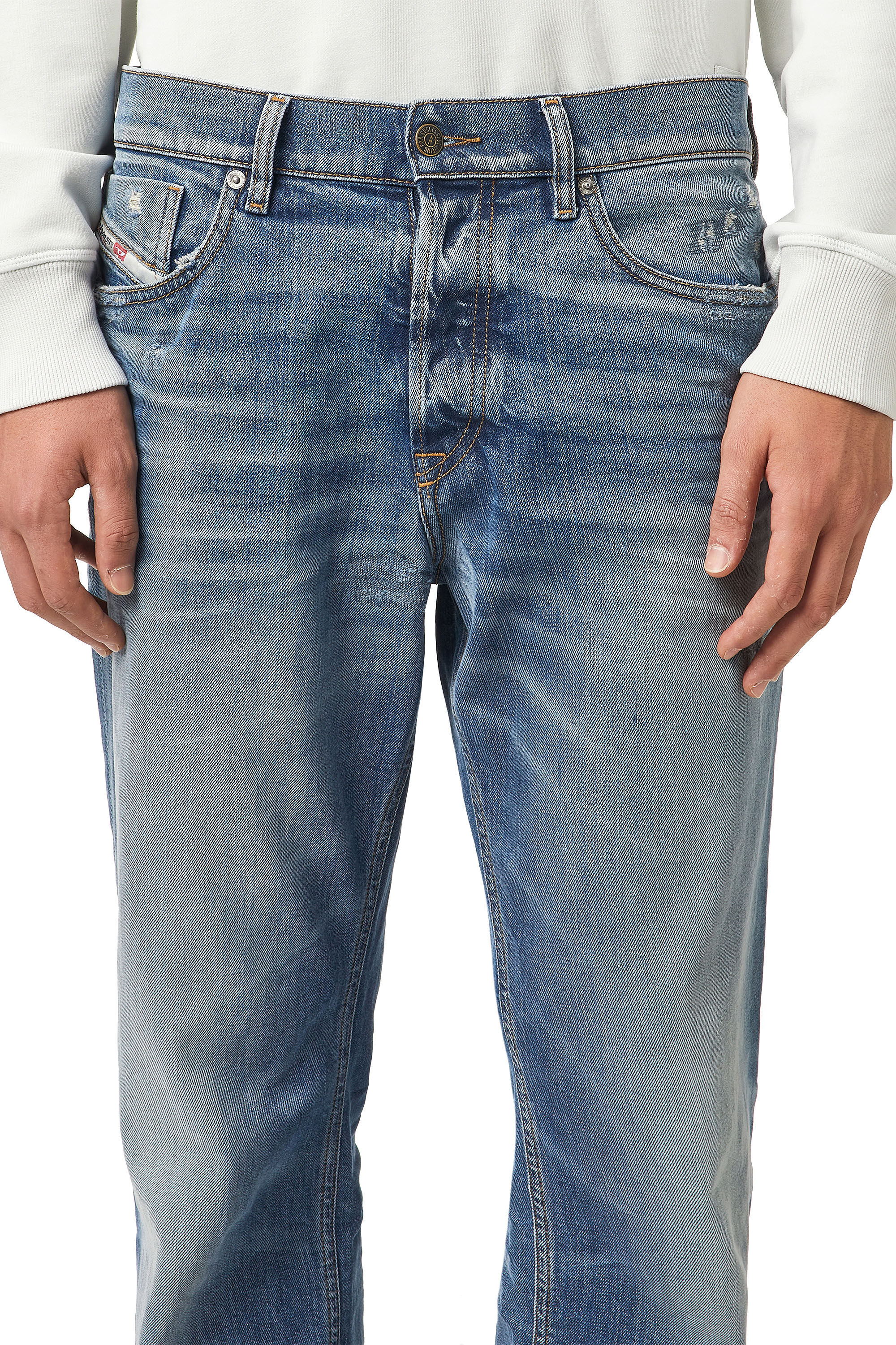 Diesel - D-Fining Tapered Jeans 09A97, Light Blue - Image 5