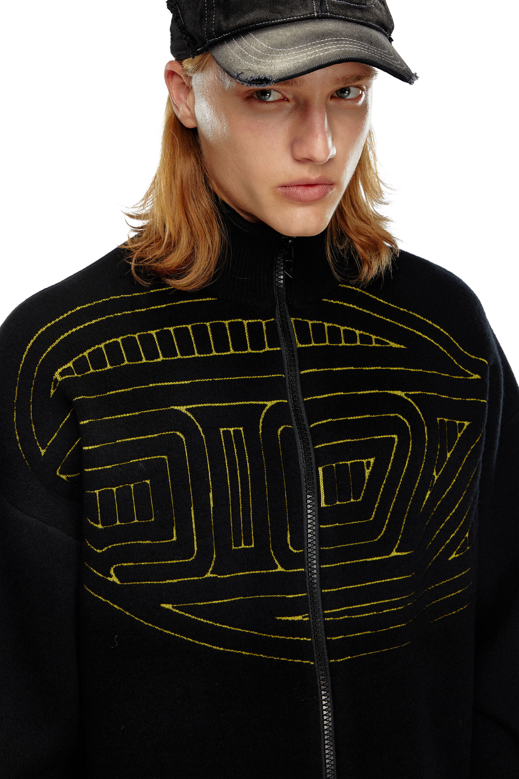 Men's Wool-blend zip sweater with graphic logo | Black | Diesel