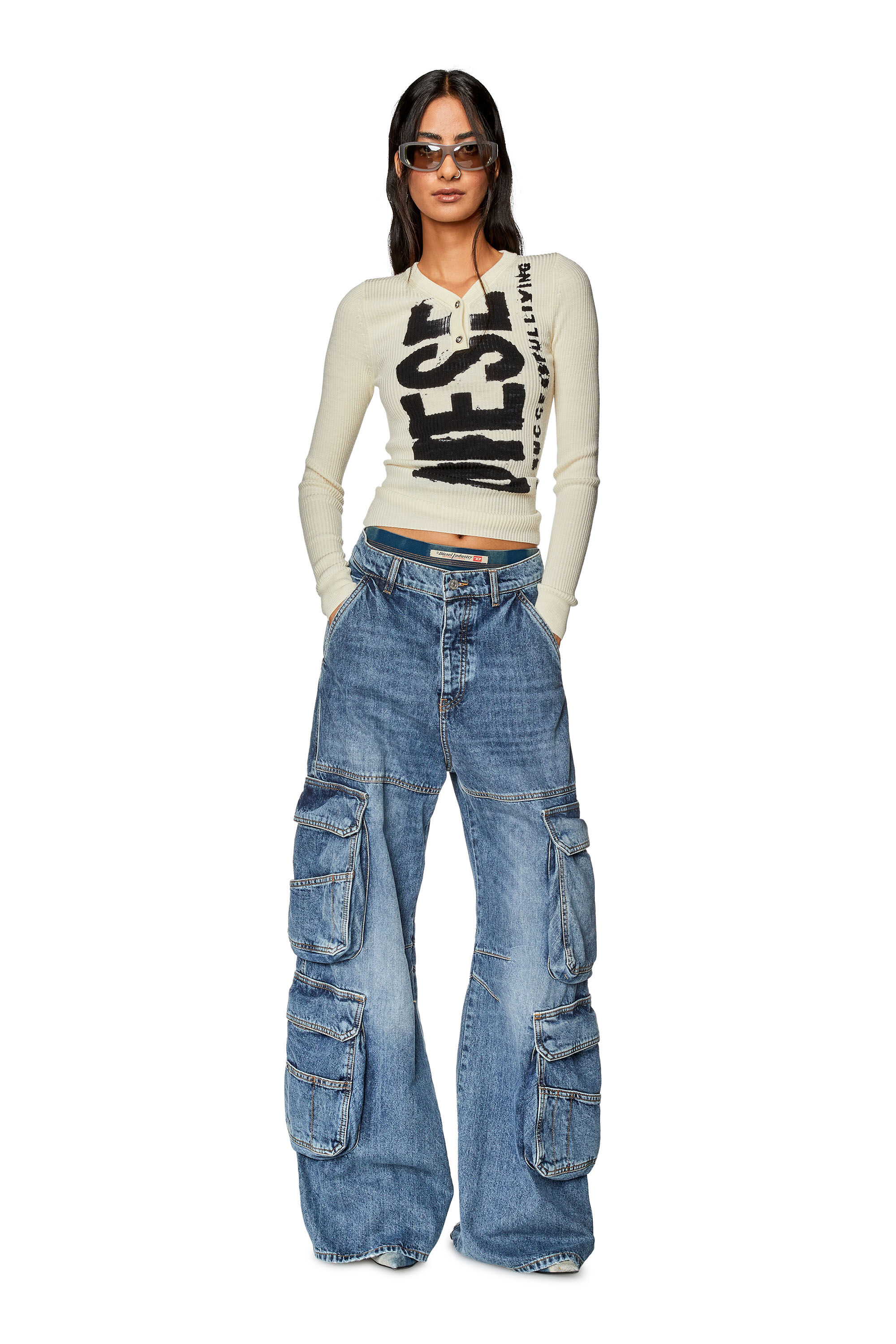 1996 D-Sire Women: Cargo Jeans with pockets, medium blue | Diesel