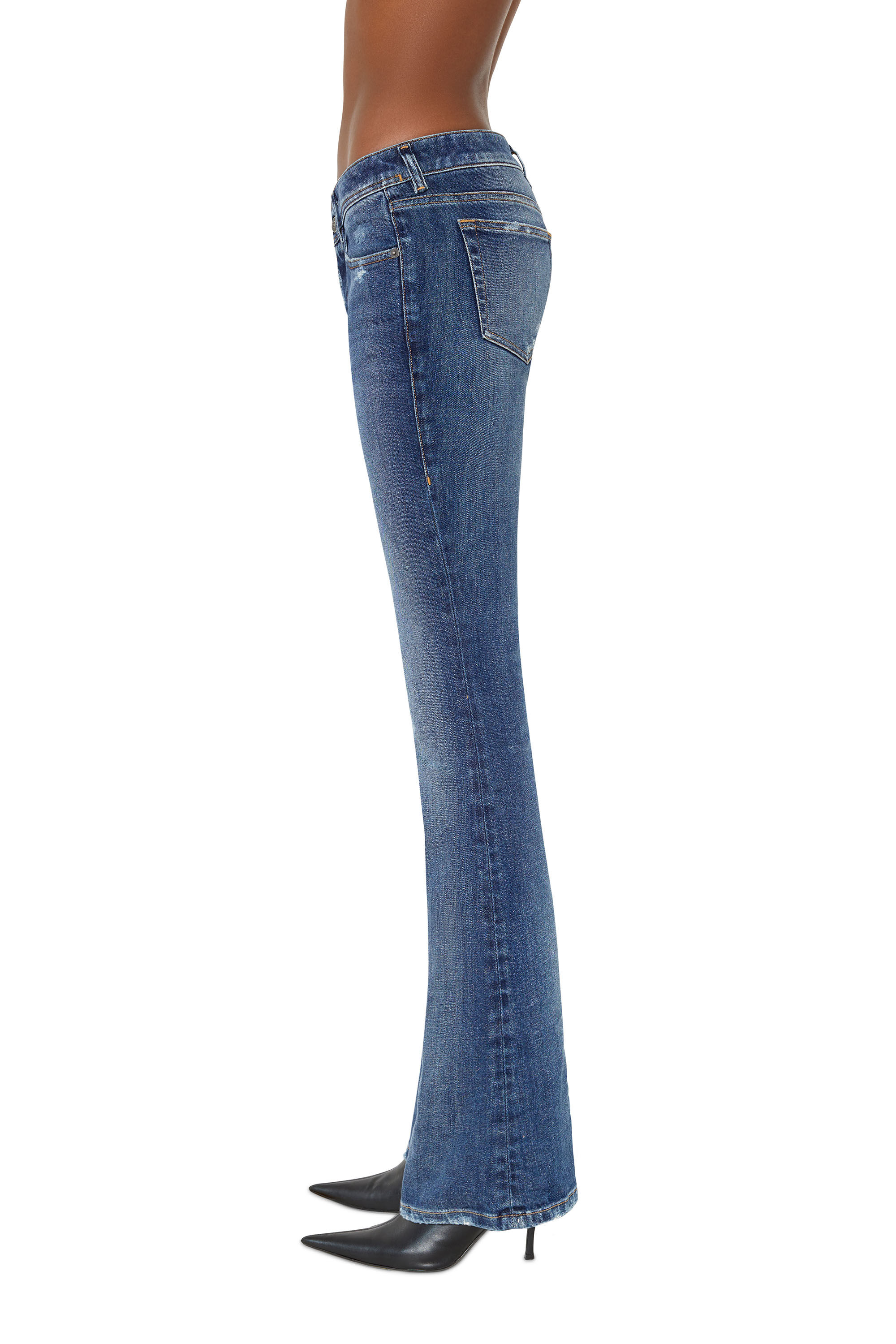 Diesel - 1969 D-EBBEY 09E45 Bootcut and Flare Jeans, Azul medio - Image 6