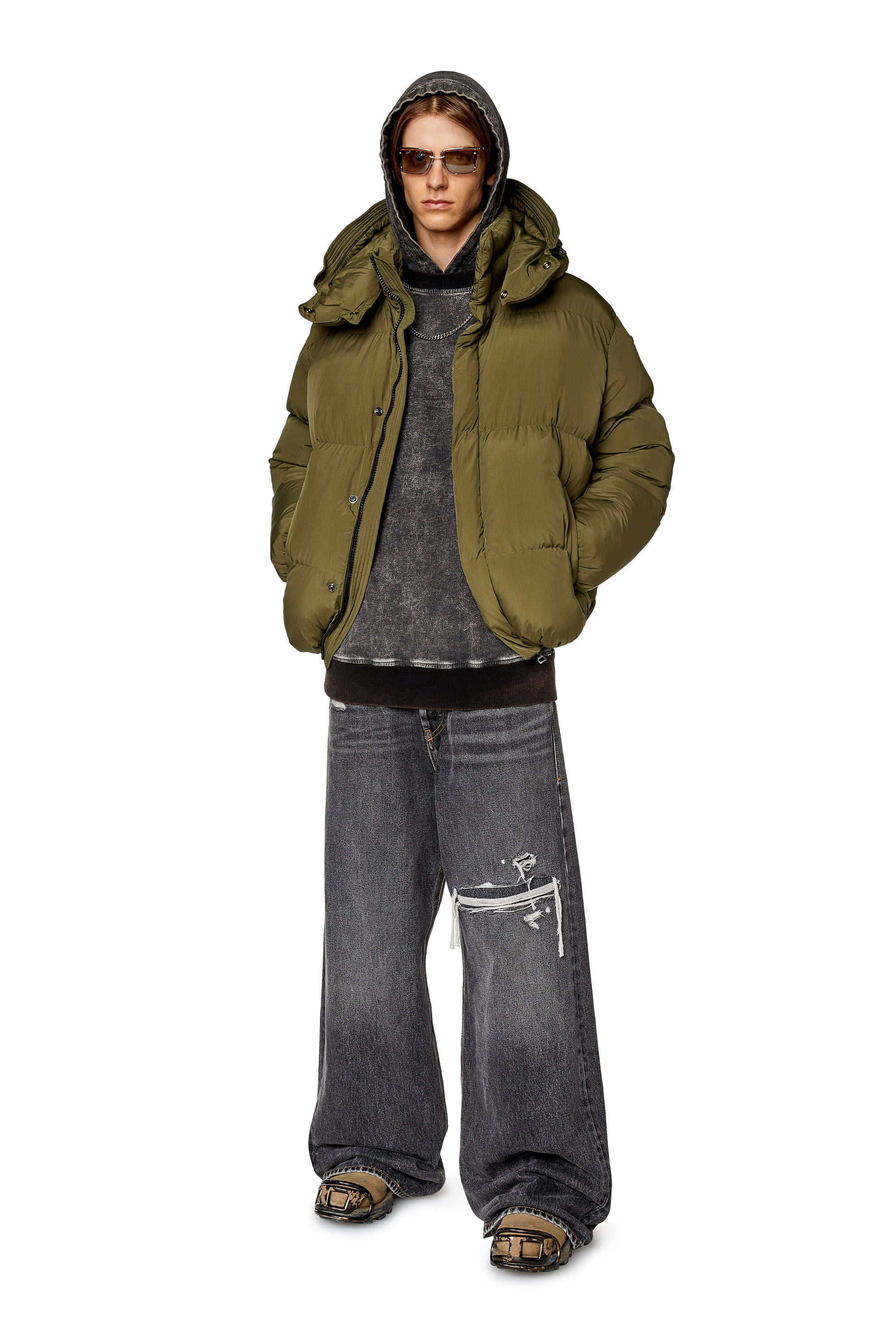 Diesel - W-ROLFYS-FD, Man's Puffer jacket with detachable hood in Military Green - 1