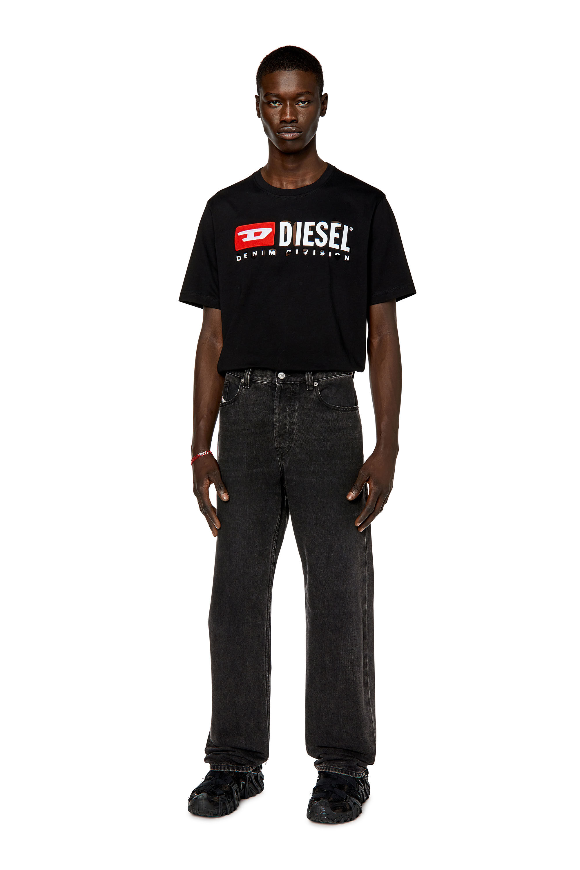 T-JUST-DIVSTROYED Man: T-shirt with peel-off letters | Diesel