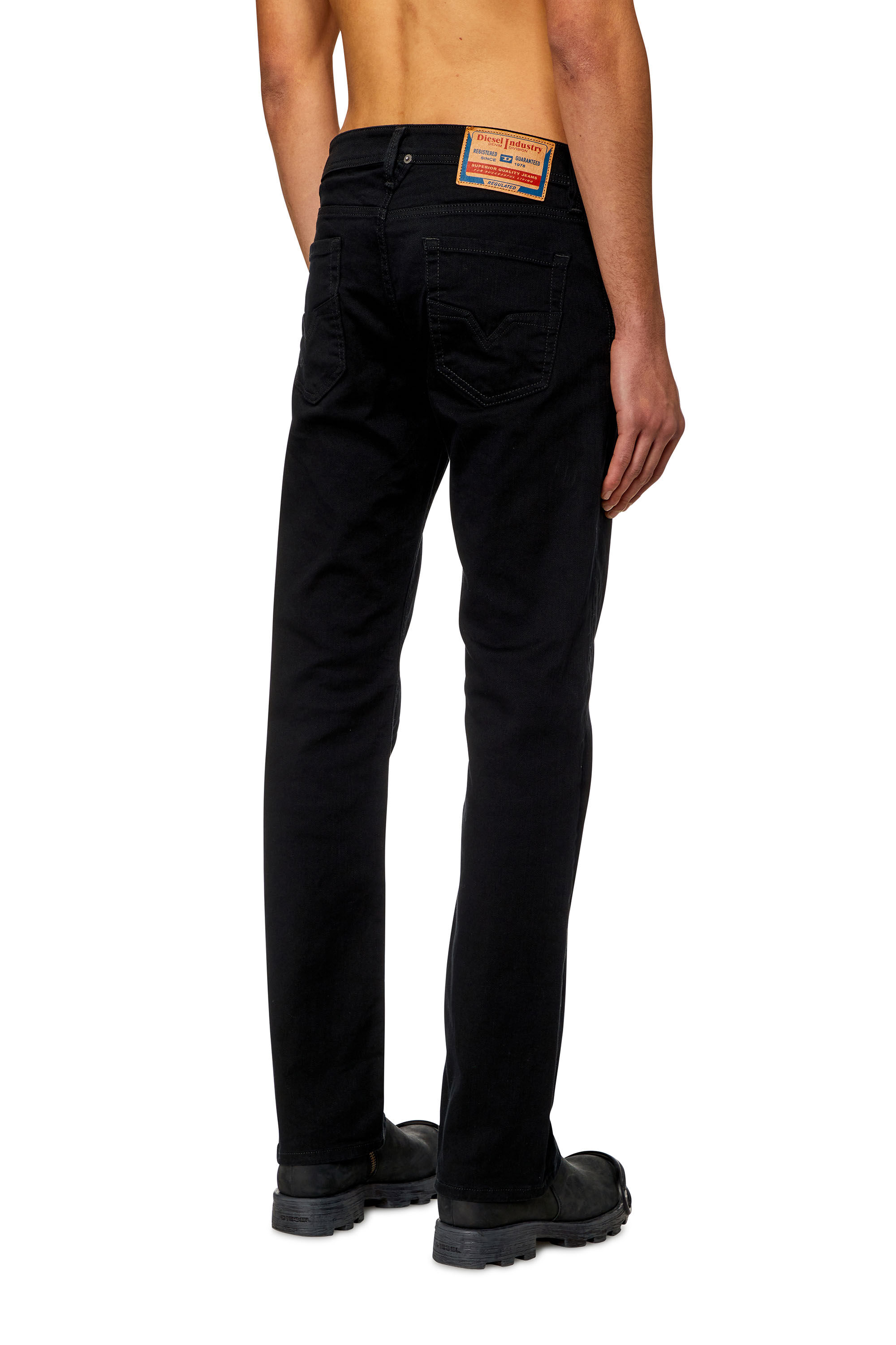 Larkee Man: Regular Skater Black/Dark grey Jeans | Diesel Larkee Man: Regular Skater Black/Dark grey Jeans | Diesel