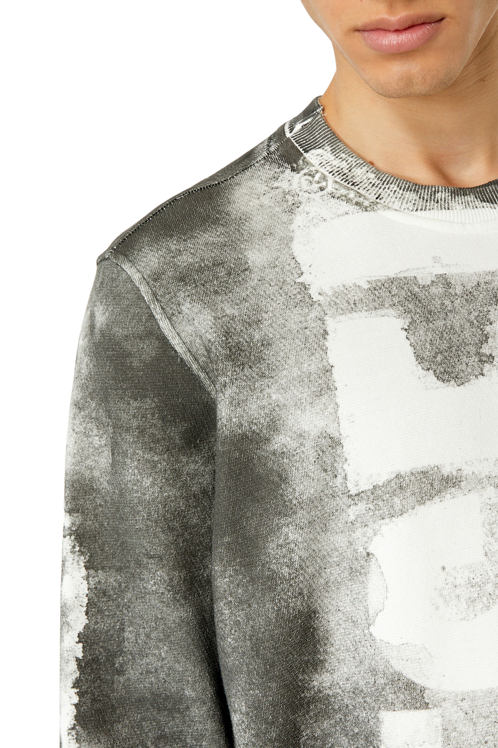S-GINY Man: Logo sweatshirt with colour bleed effect | Diesel