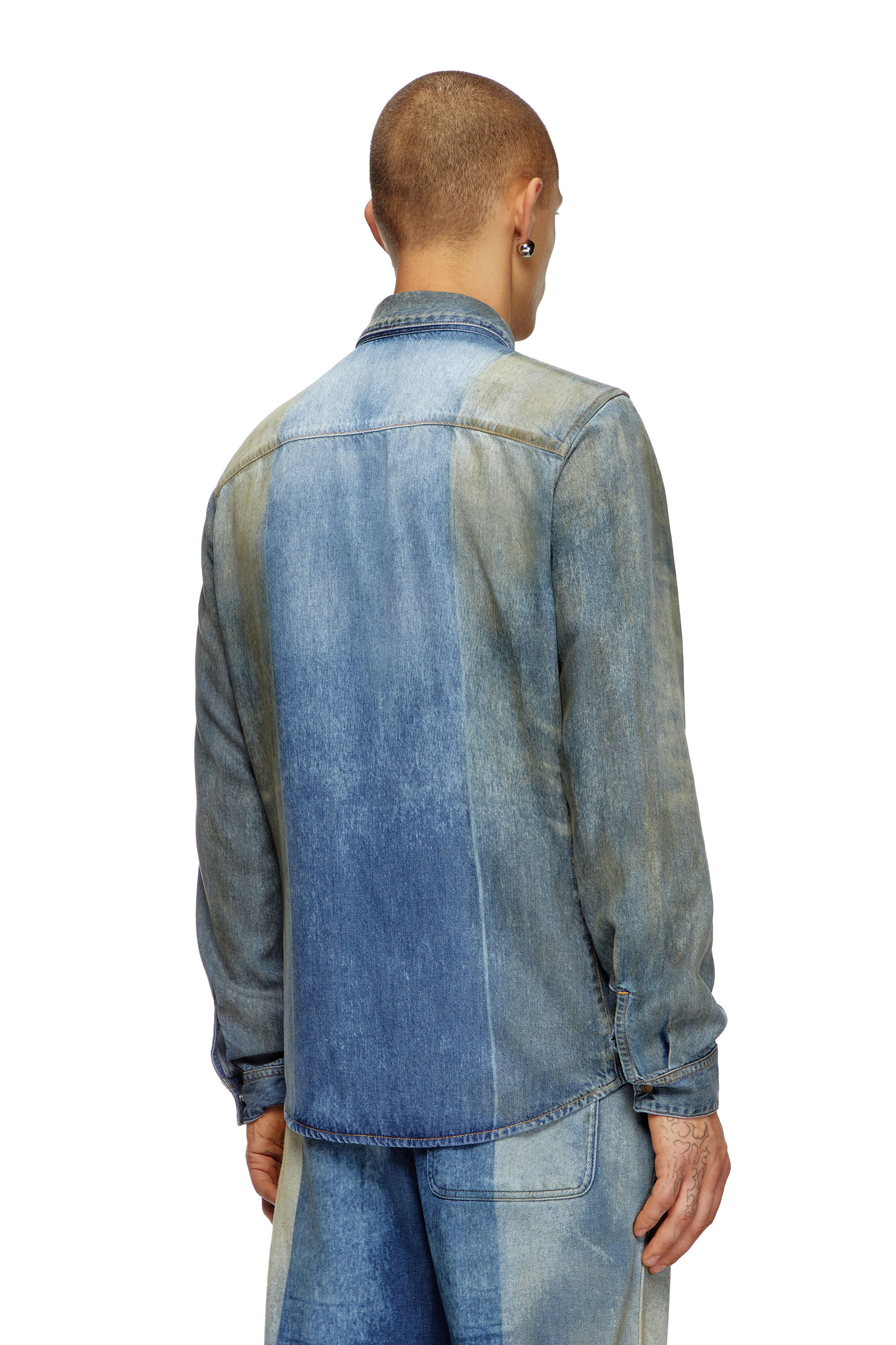 Men's Denim shirt with solarised folds | Blue | Diesel