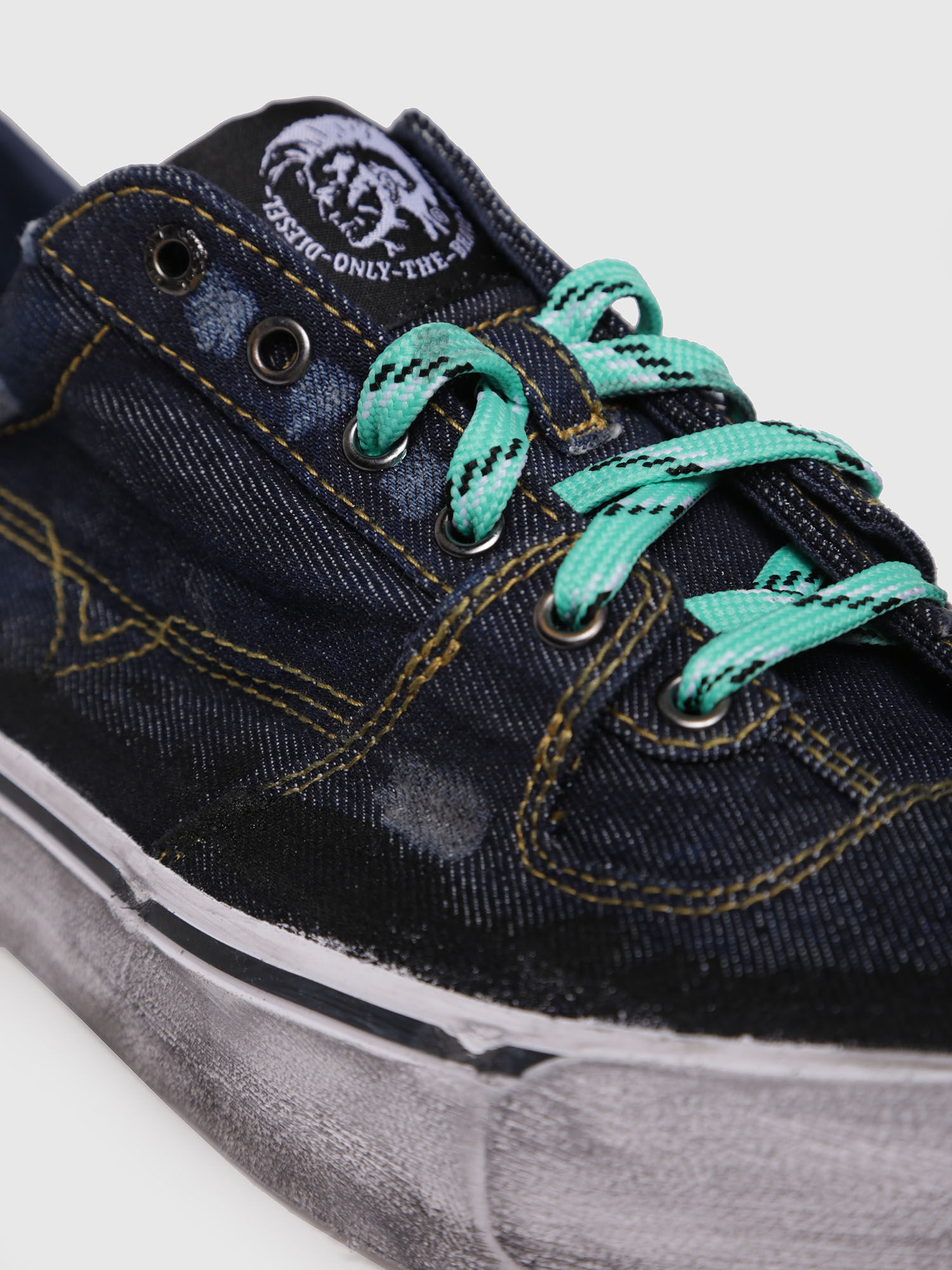 Diesel s hotsell flip low
