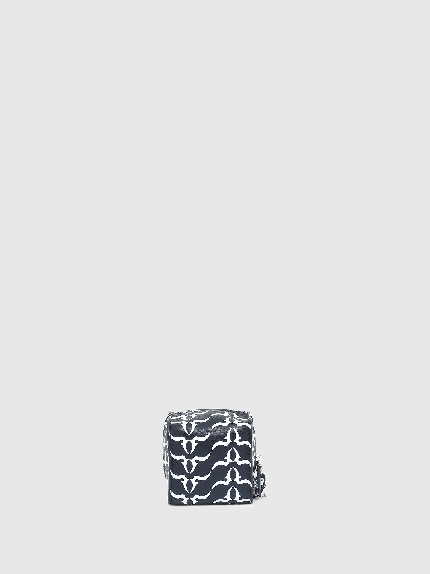 Diesel - CL - THIRDY BULL LOG,  - Image 1