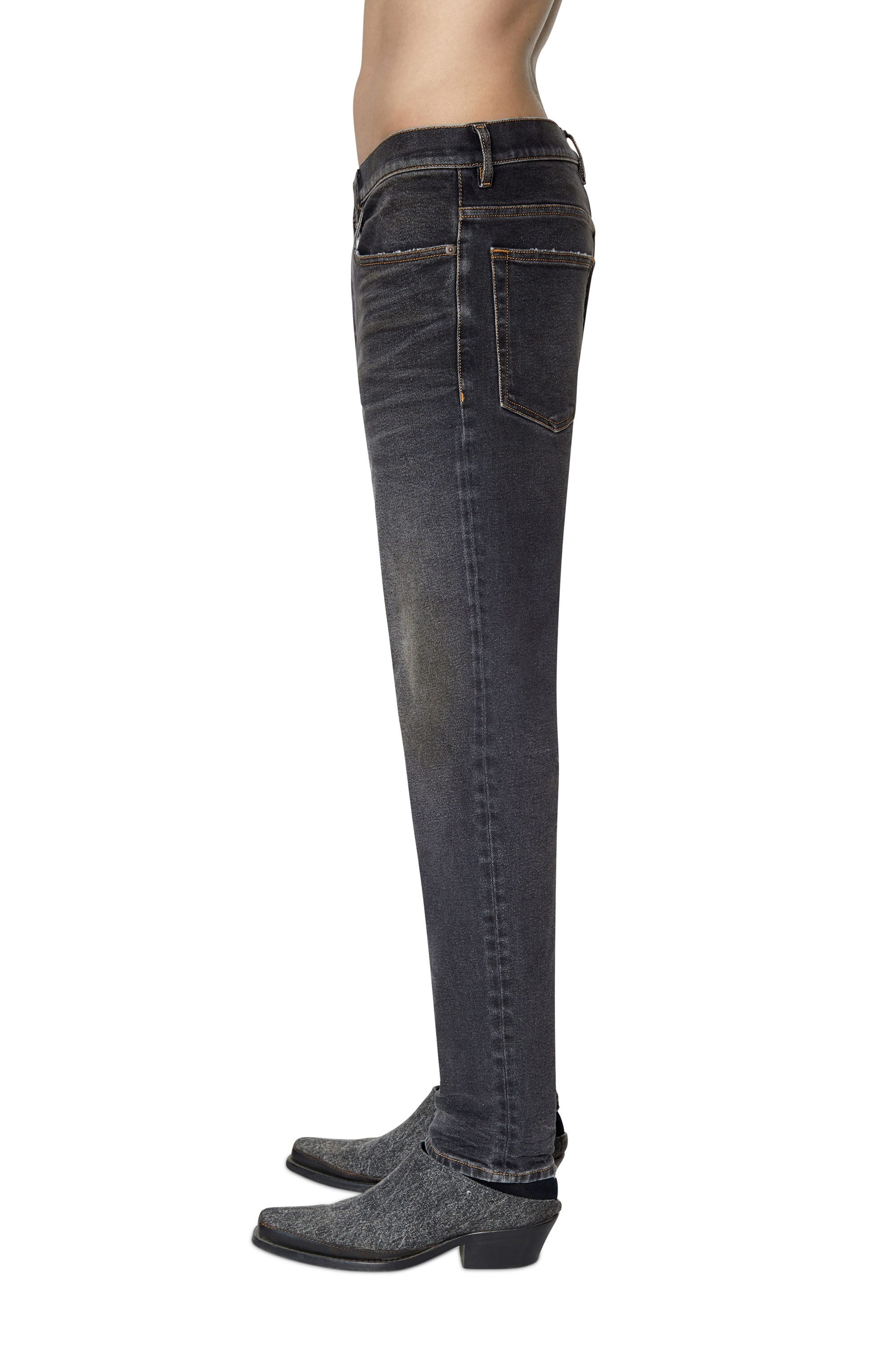 2005 D-FINING 09D66 Man: Tapered Black/Dark grey Jeans | Diesel