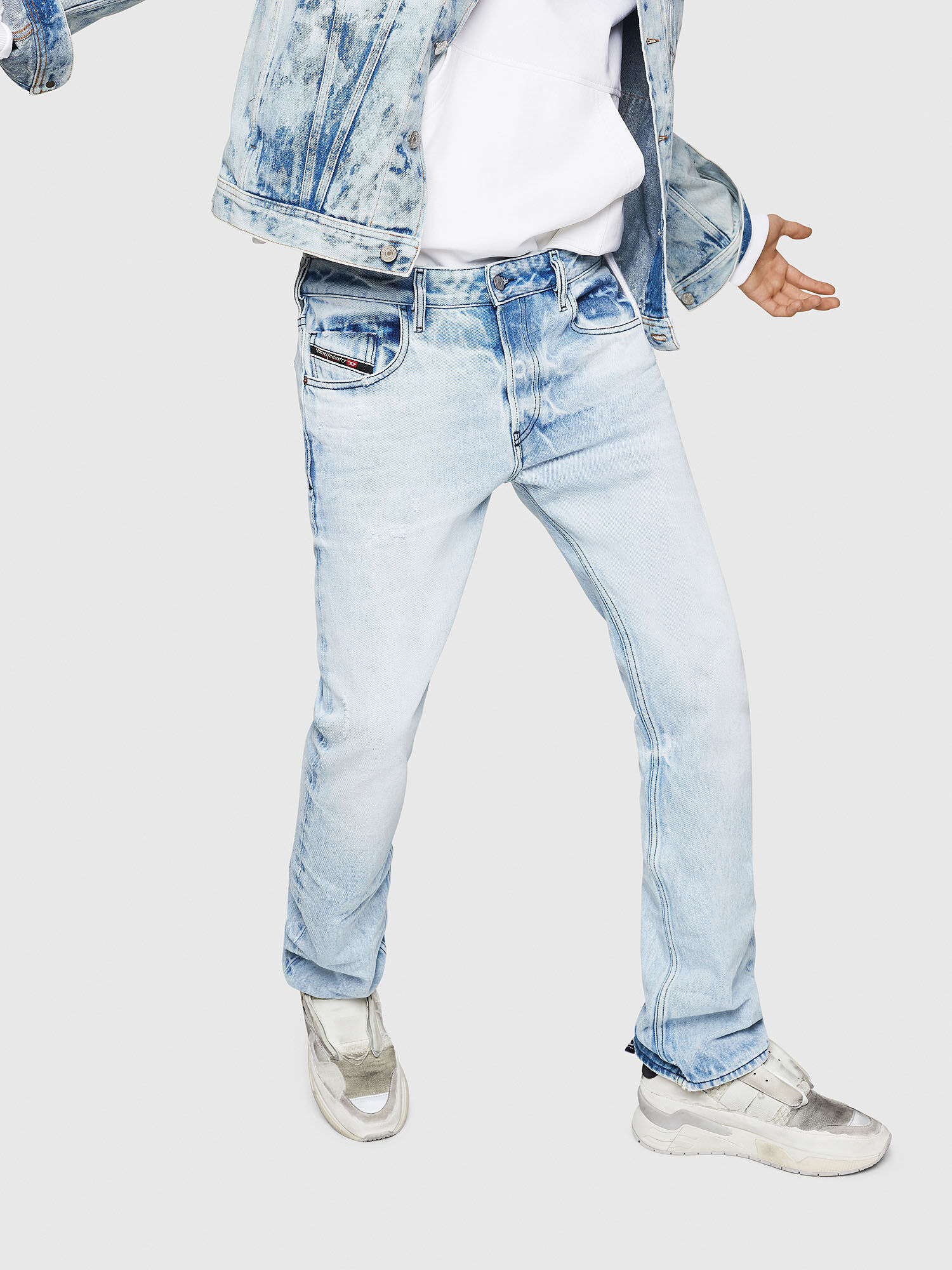 mens light blue bootcut jeans