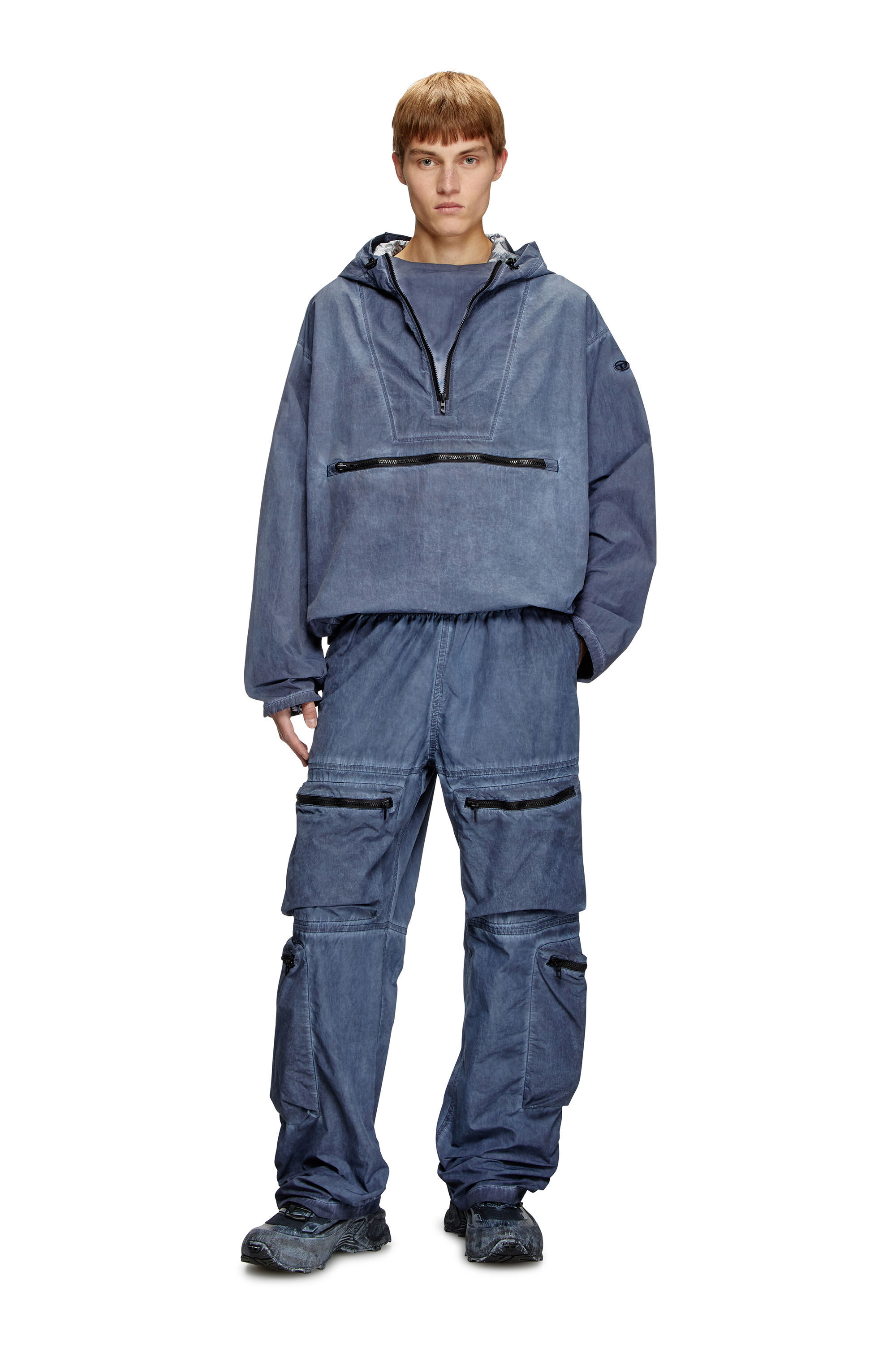 Diesel - J-NOODE-A, Chaqueta anorak con capucha plegable Hombre in Azul marino - 1