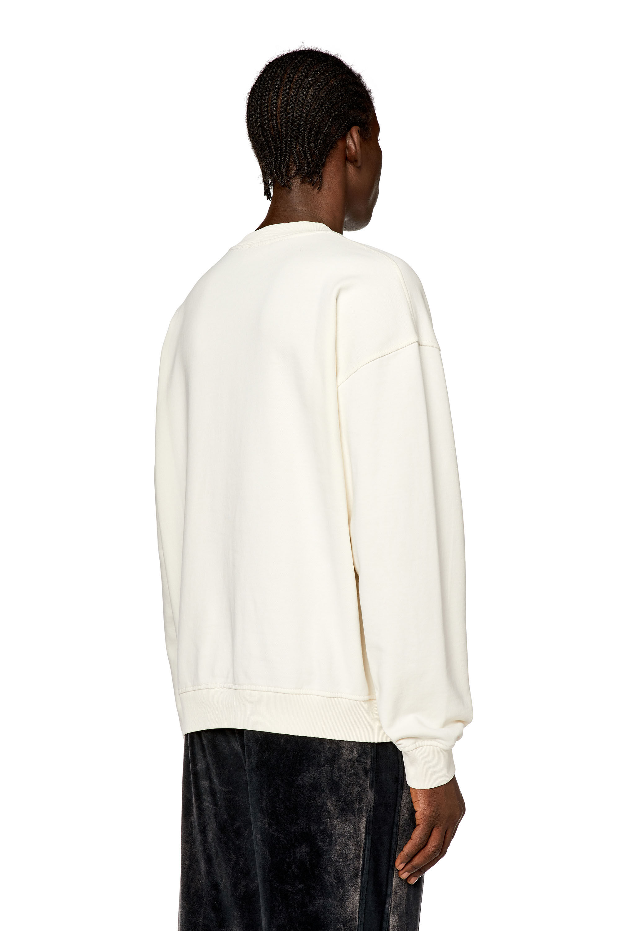 Country road clearance flocked logo sweat