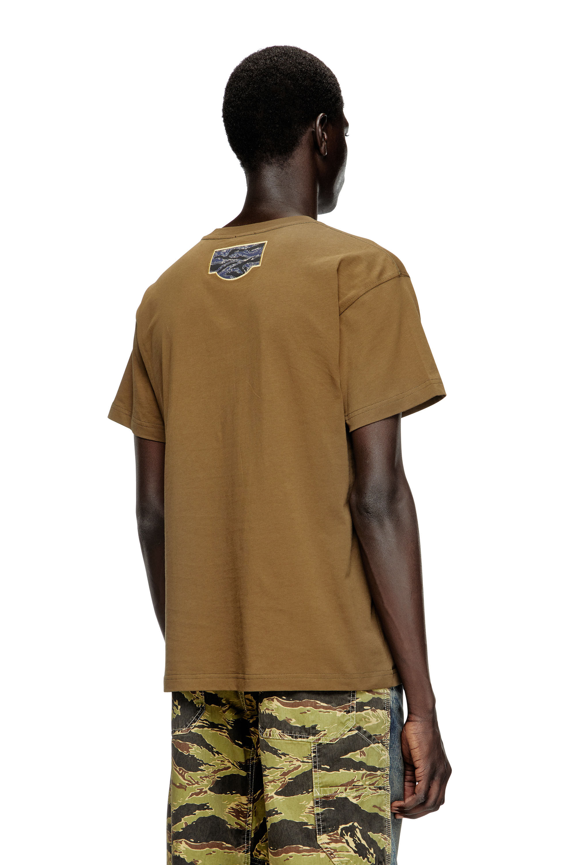 Diesel - T-NORM-T3, Camiseta con parche del logotipo de camuflaje Hombre in Verde - 4