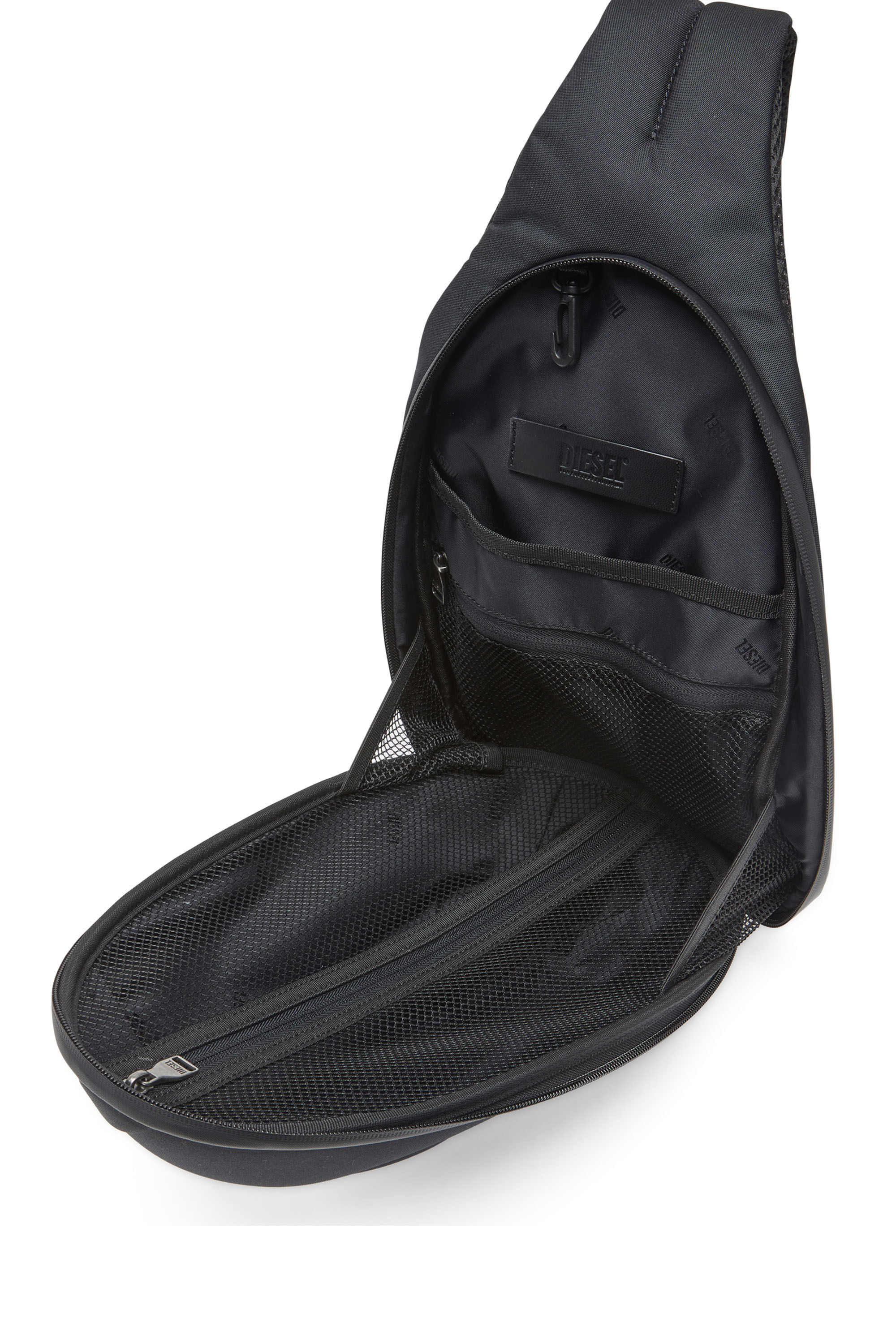 定番の冬ギフト bag sling shell 1DR-Pod-Hard Men's | Diesel | Black バッグ