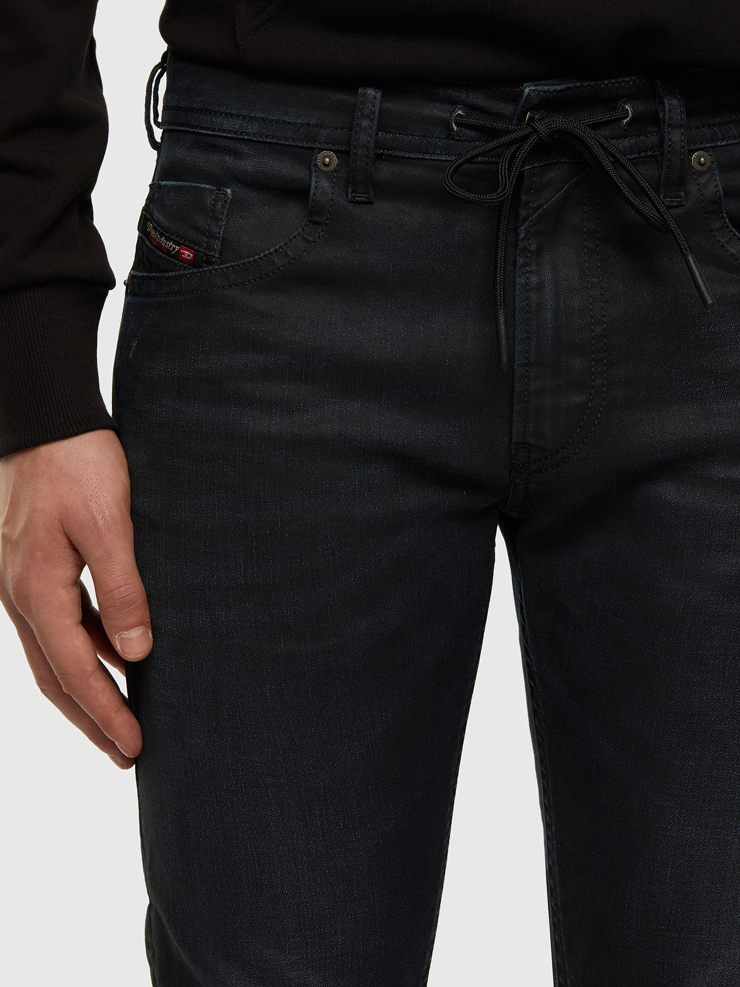 股上約28cmDIESEL Jogg Jeans 069NY - パンツ