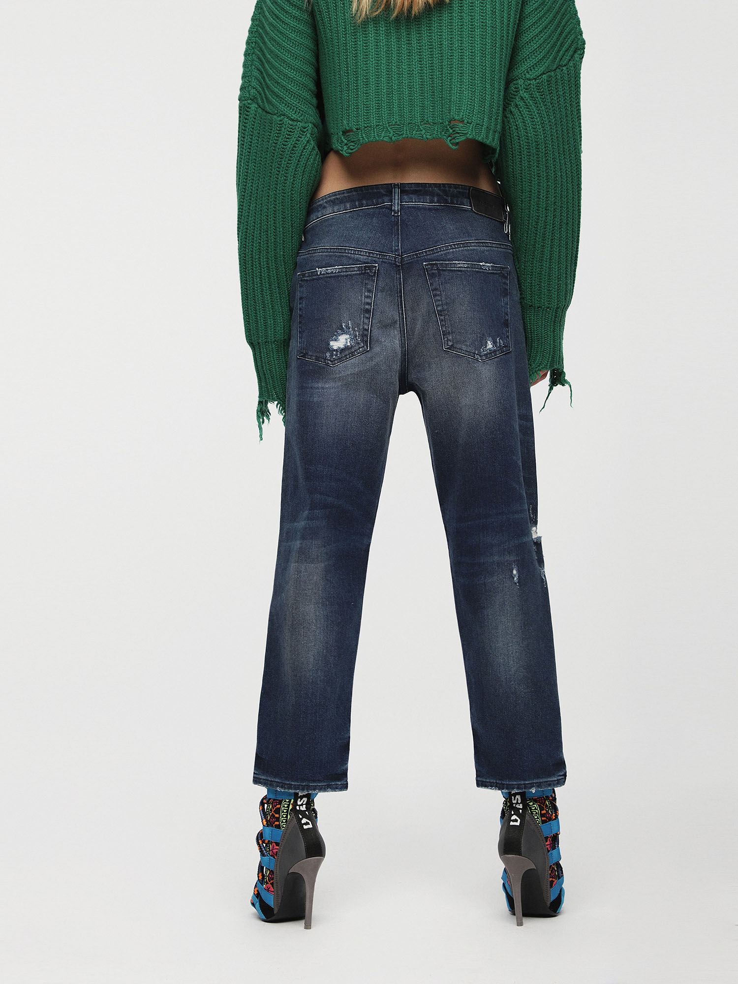 Aryel 084ZB Straight Jeans