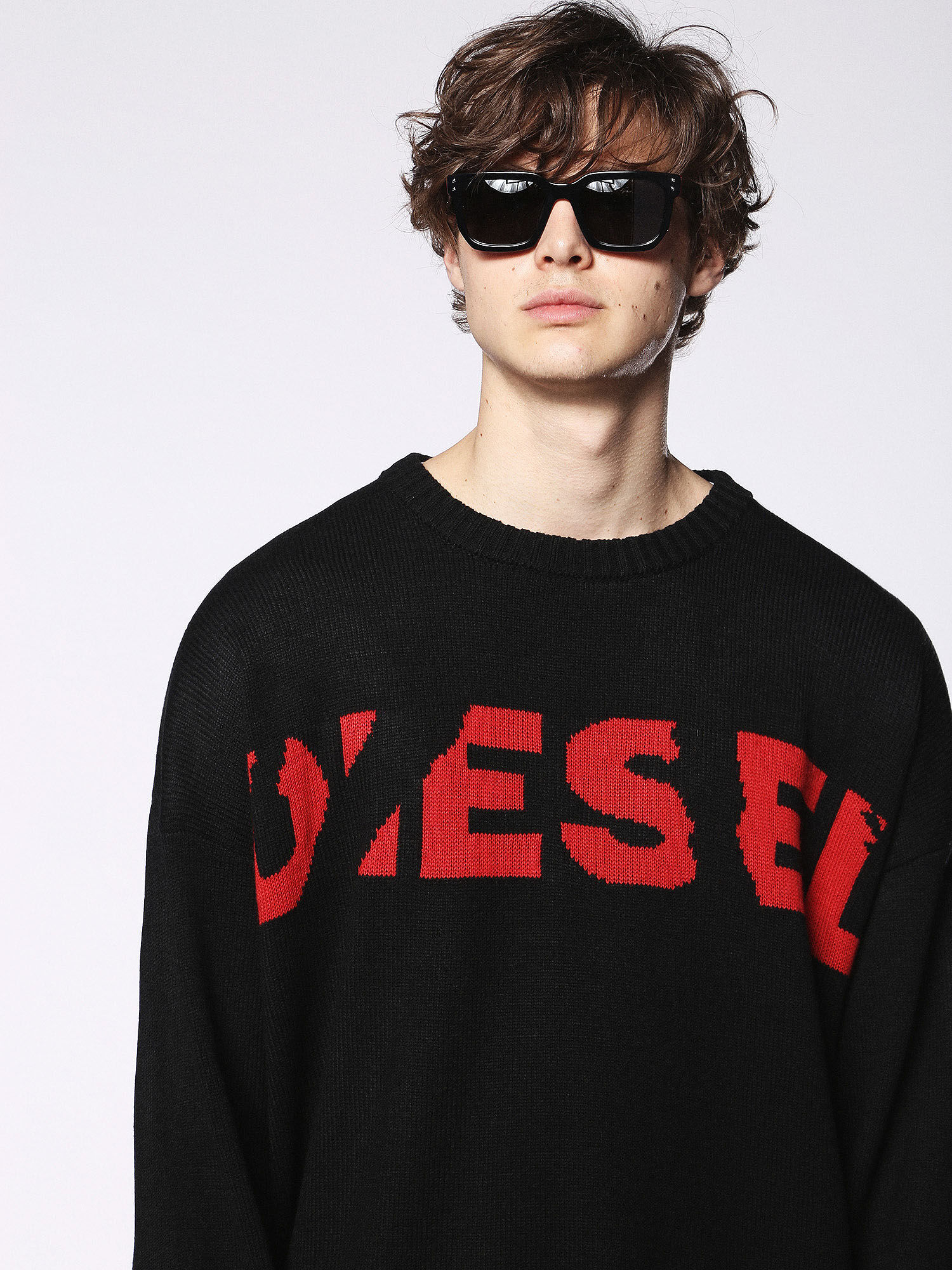 Diesel - DL0253, Man's Eyewear with groove surface inside in Black/Red - 4