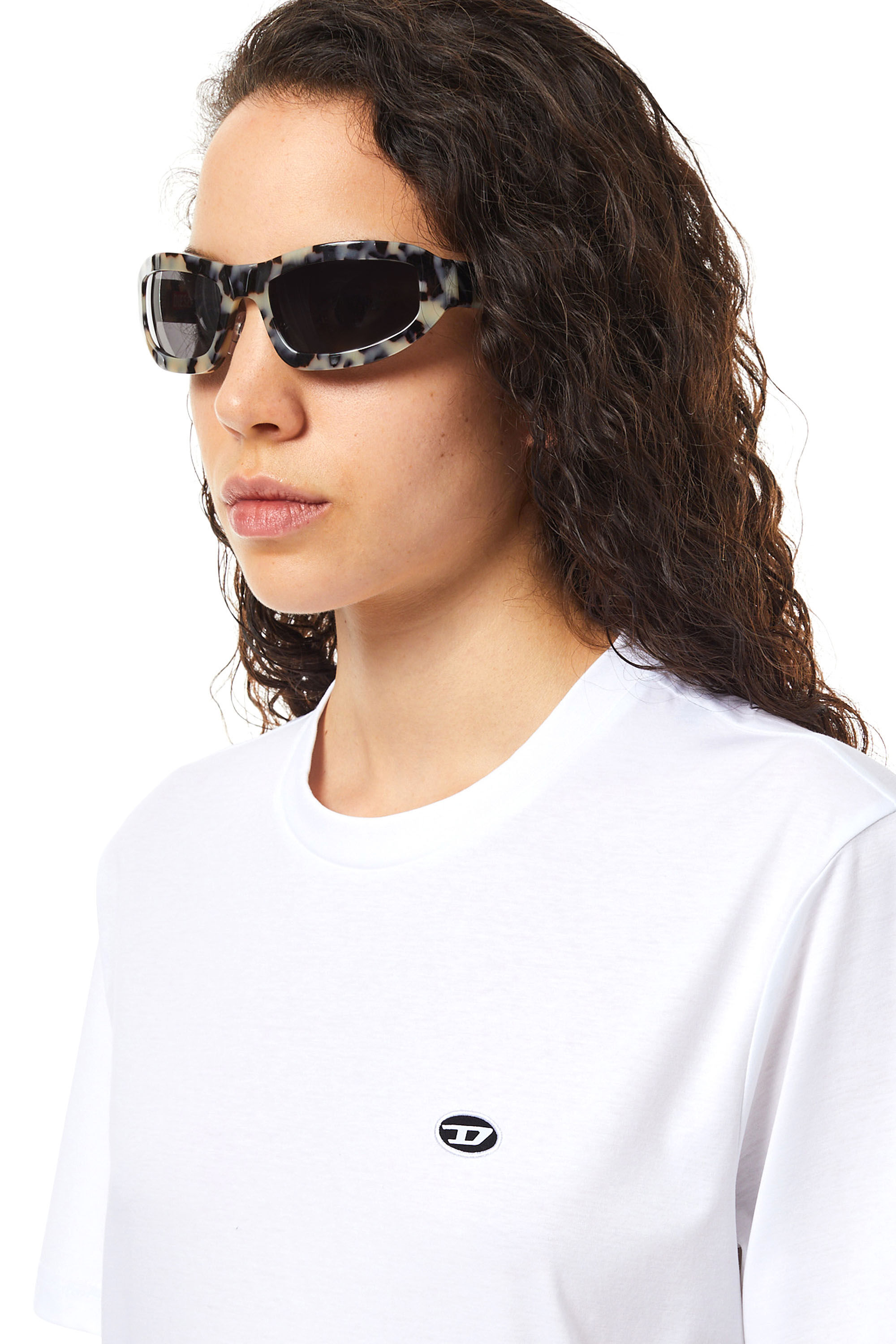 Diesel - T-JUST-DOVAL-PJ, Camiseta con parche ovalado Mujer in Blanco - 4