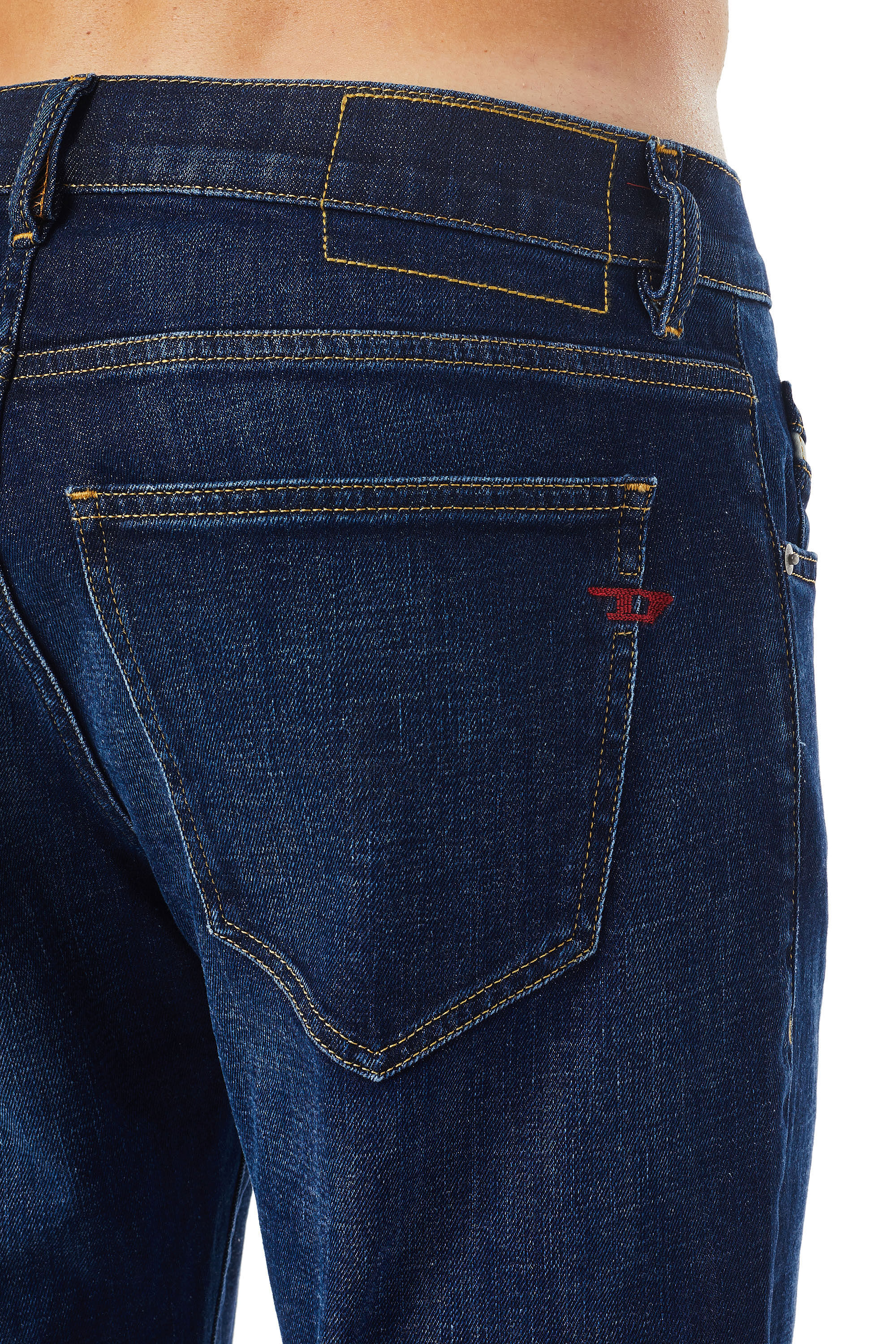 2019 D-Strukt Slim Jeans 09B90